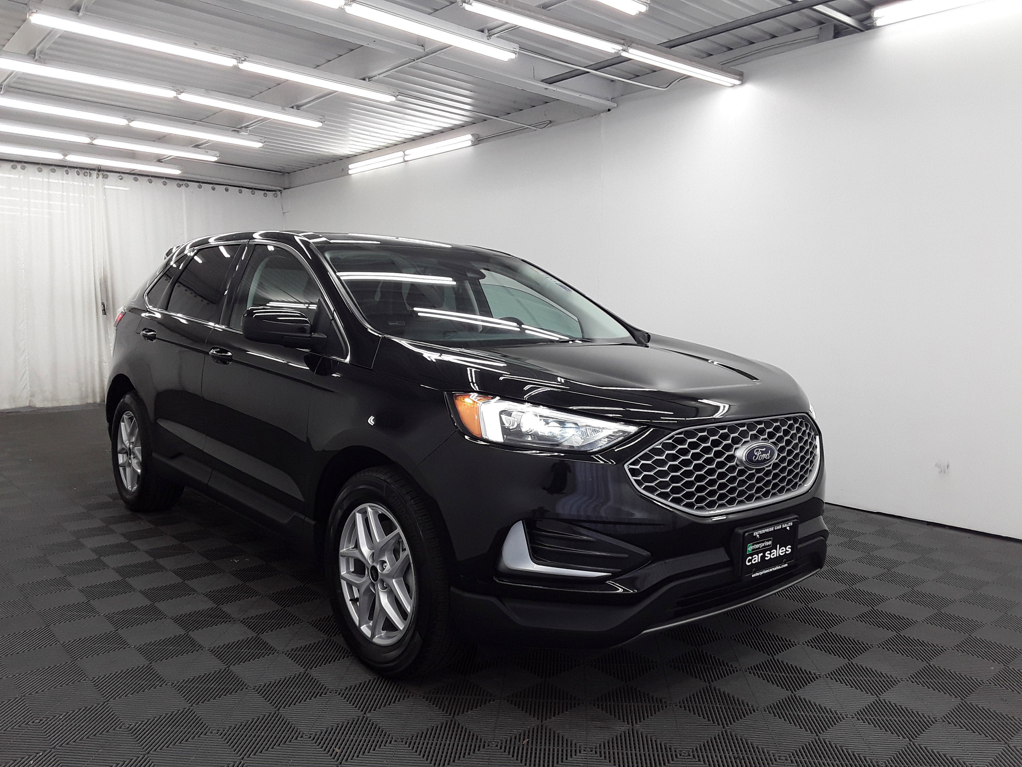 Used 2023 Ford Edge SEL AWD