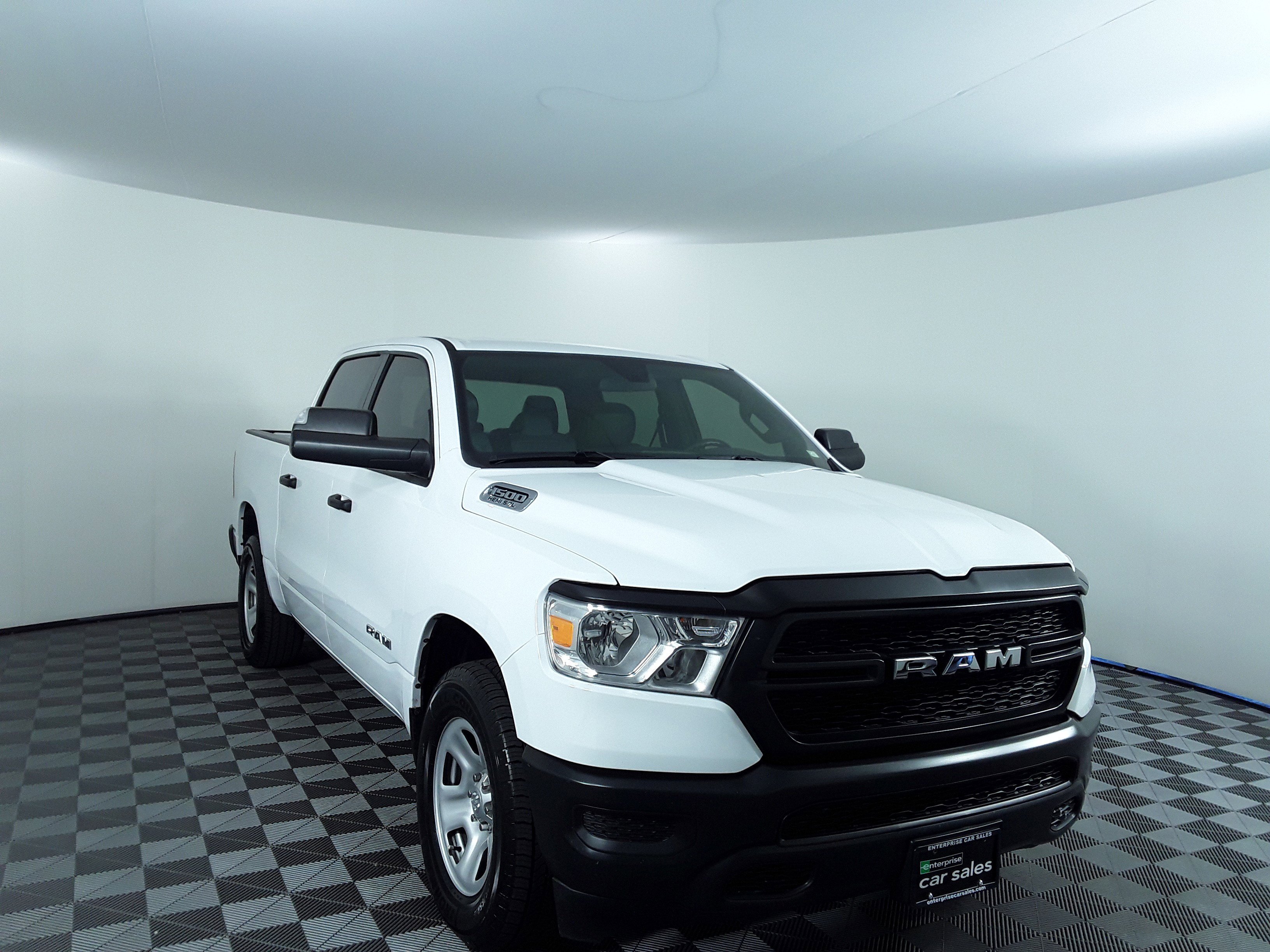 2022 Ram 1500 Tradesman 4x4 Crew Cab 5'7