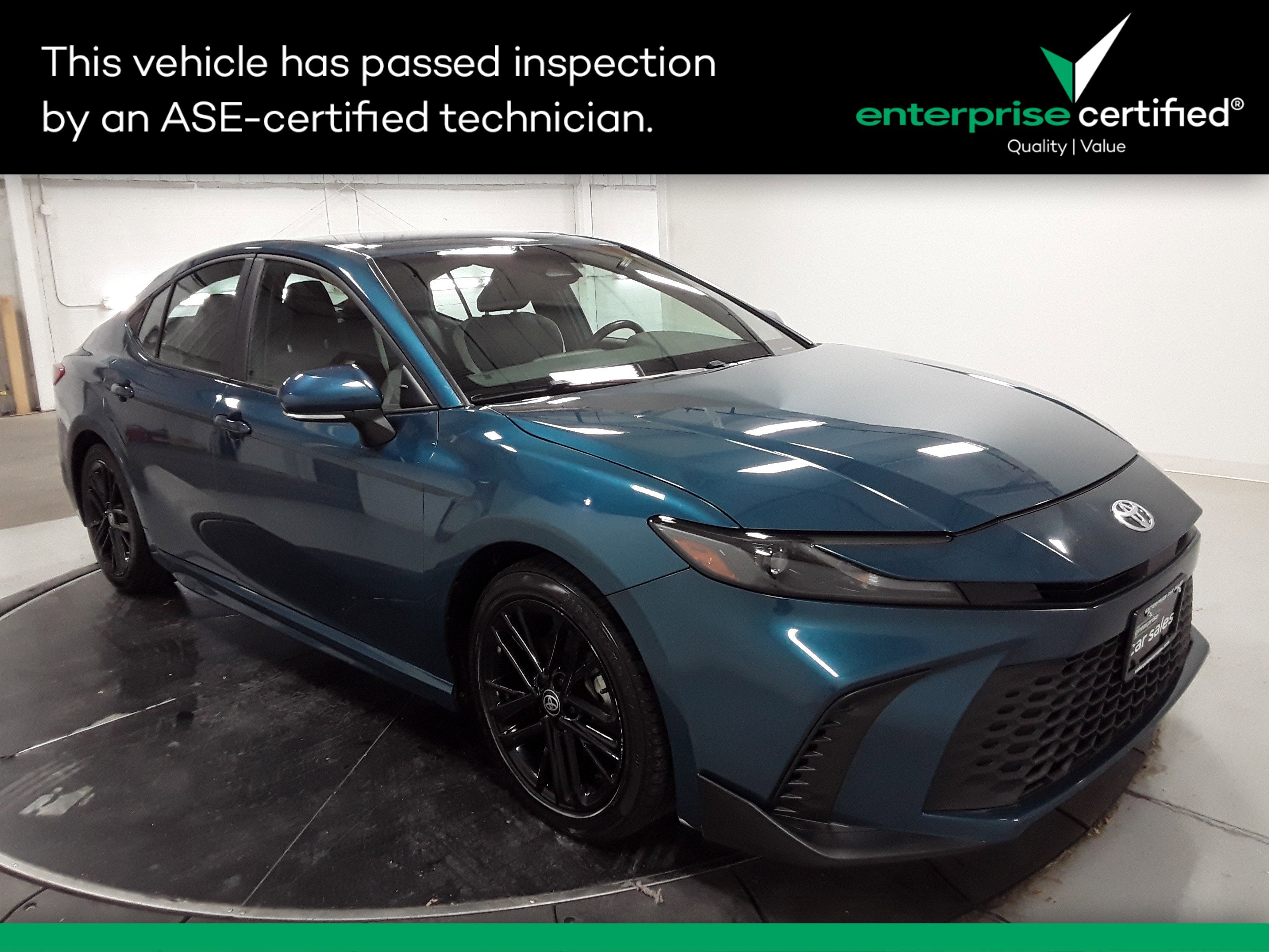 Used 2025 Toyota Camry SE