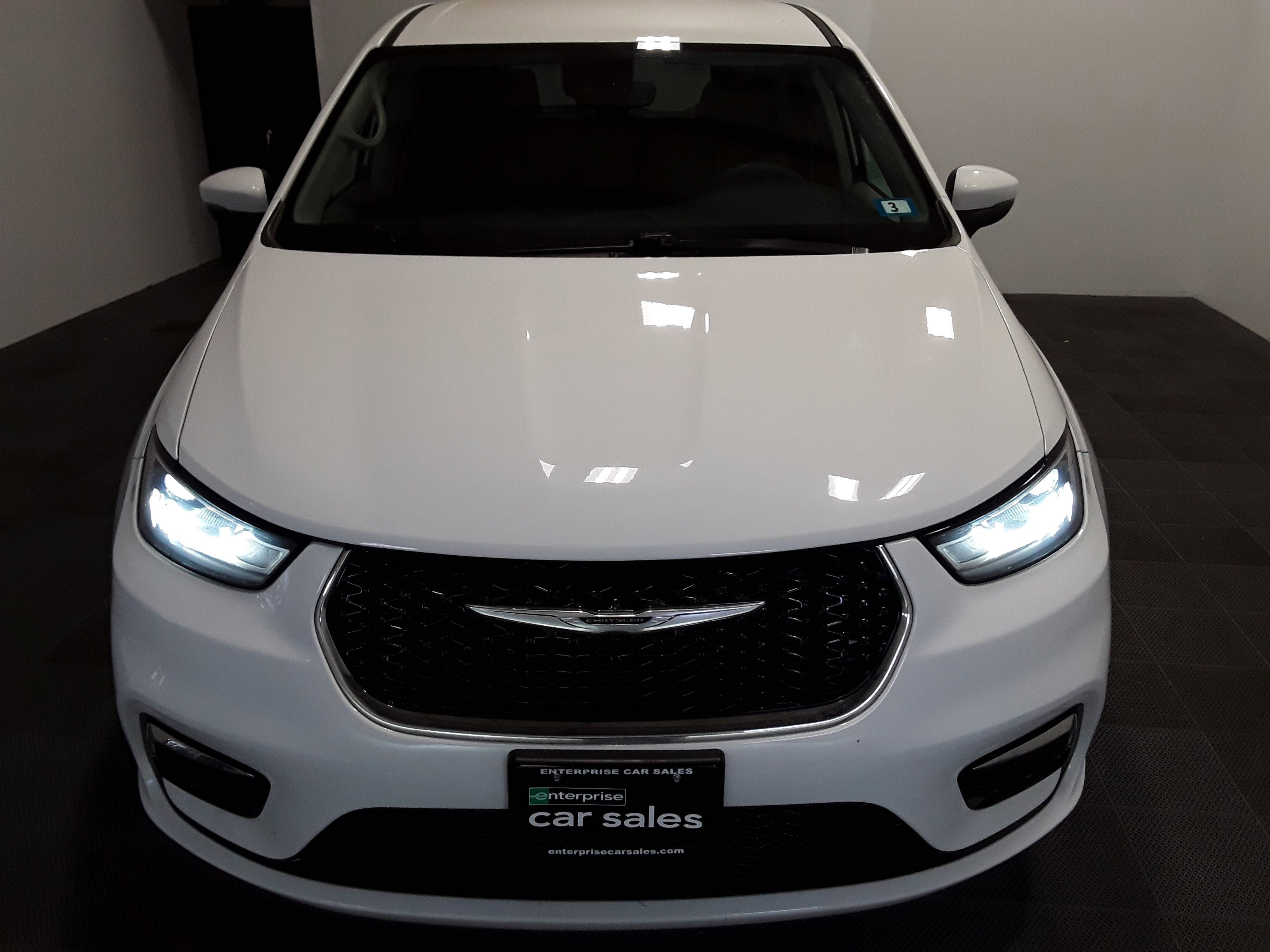 2023 Chrysler Pacifica Touring L FWD