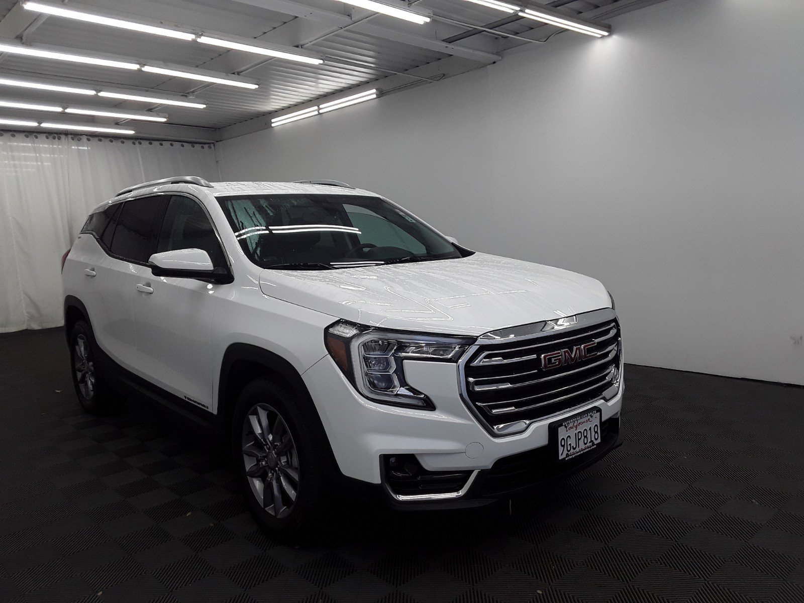 2023 GMC Terrain FWD 4dr SLT