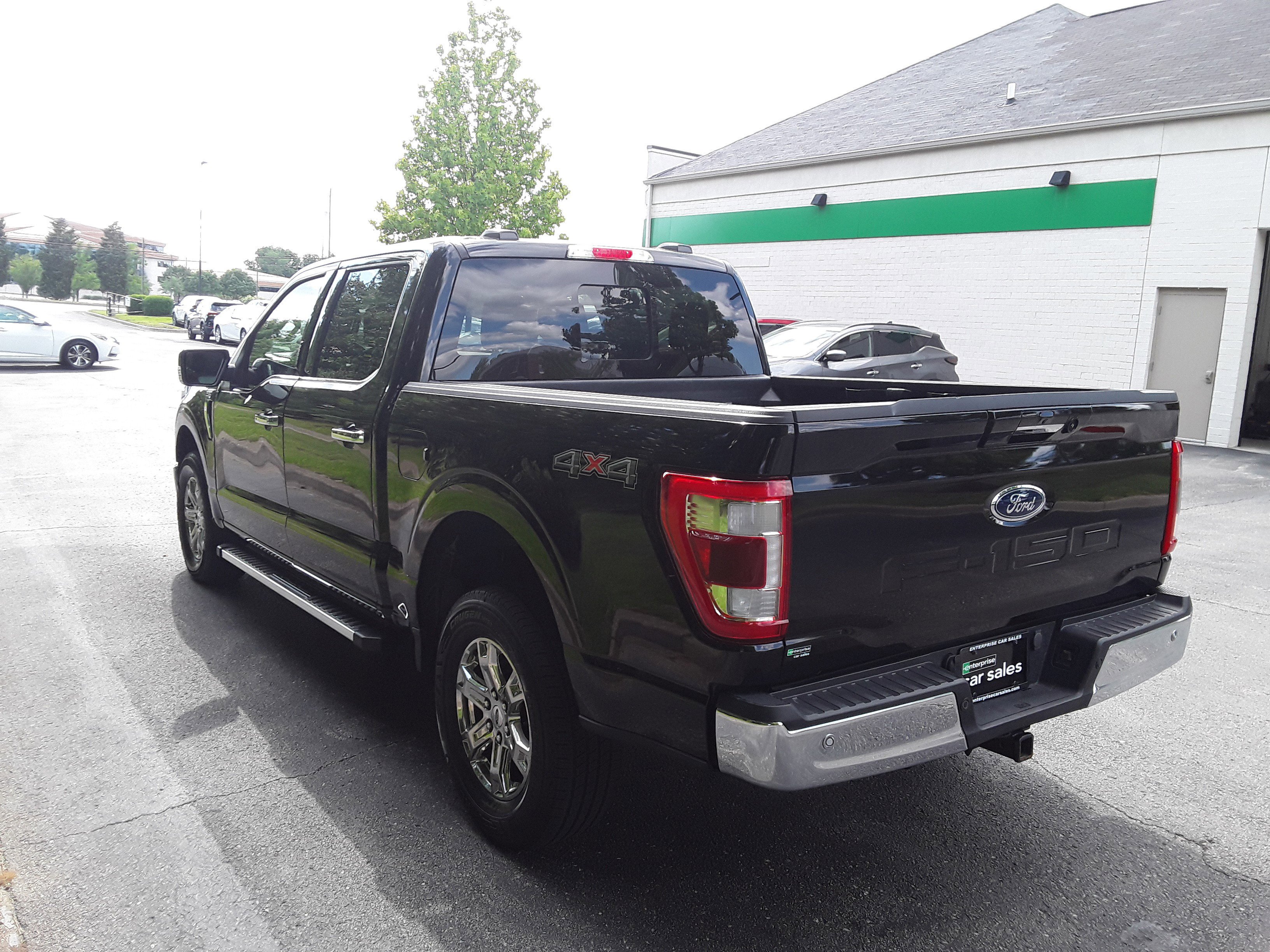 Image 5 of Used 2023 Ford F-150 LARIAT 4WD SuperCrew 5.5' Box