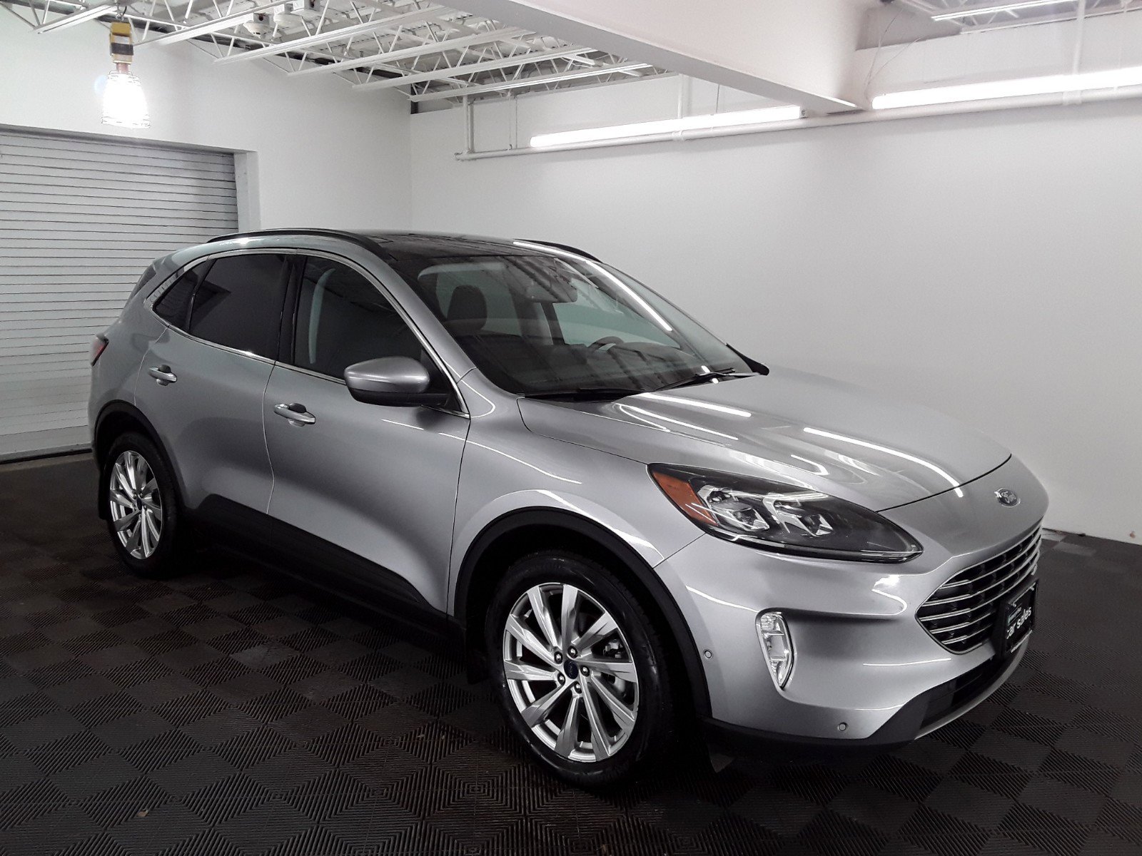 Used 2022 Ford Escape Titanium Hybrid AWD