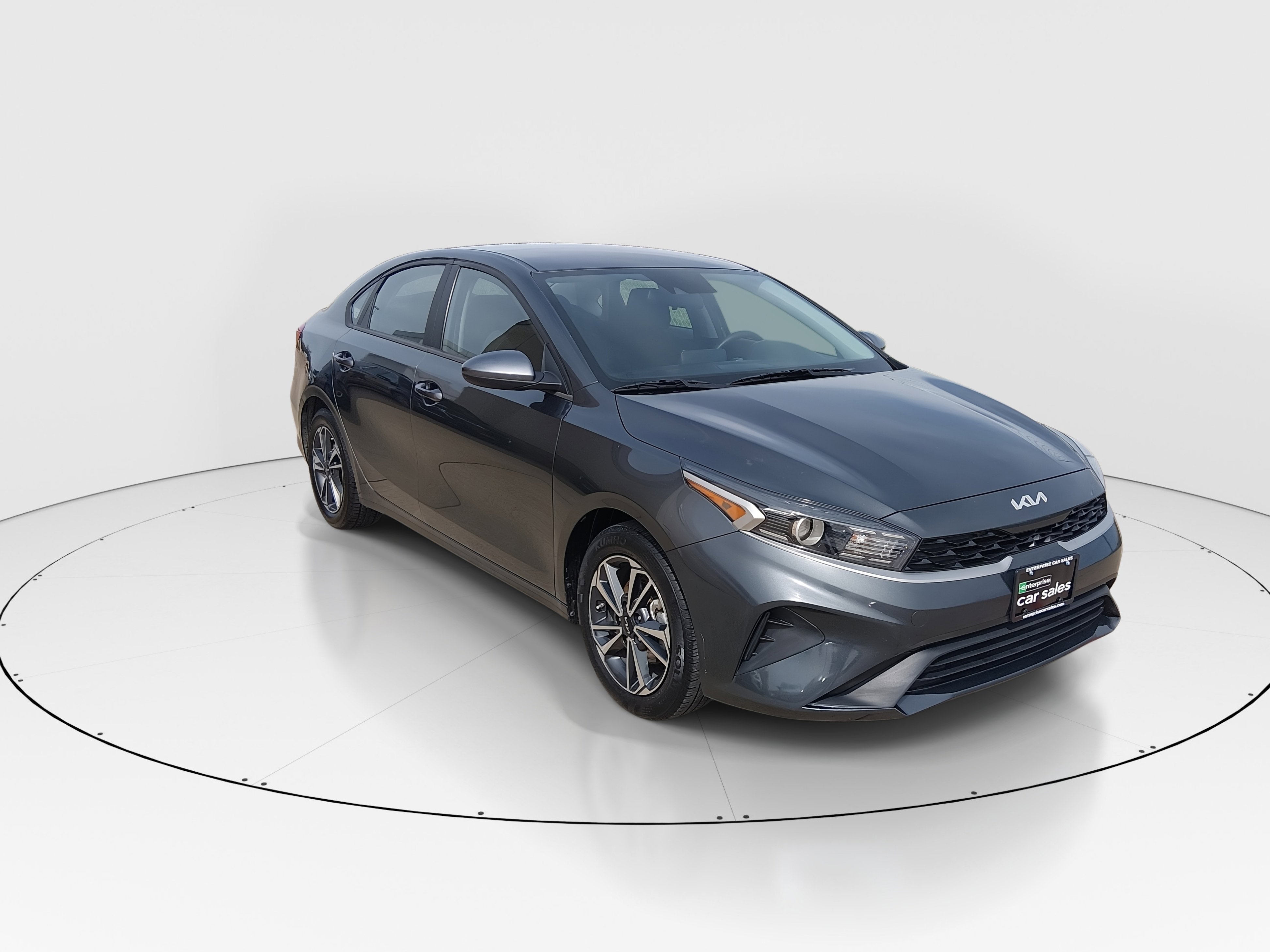 Used 2024 Kia Forte LXS IVT