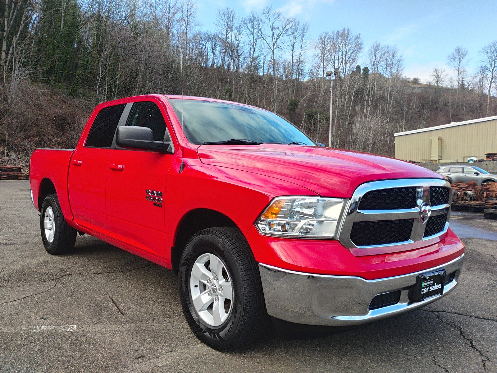 2021 Ram 1500 Classic SLT 4x4 Crew Cab 5'7