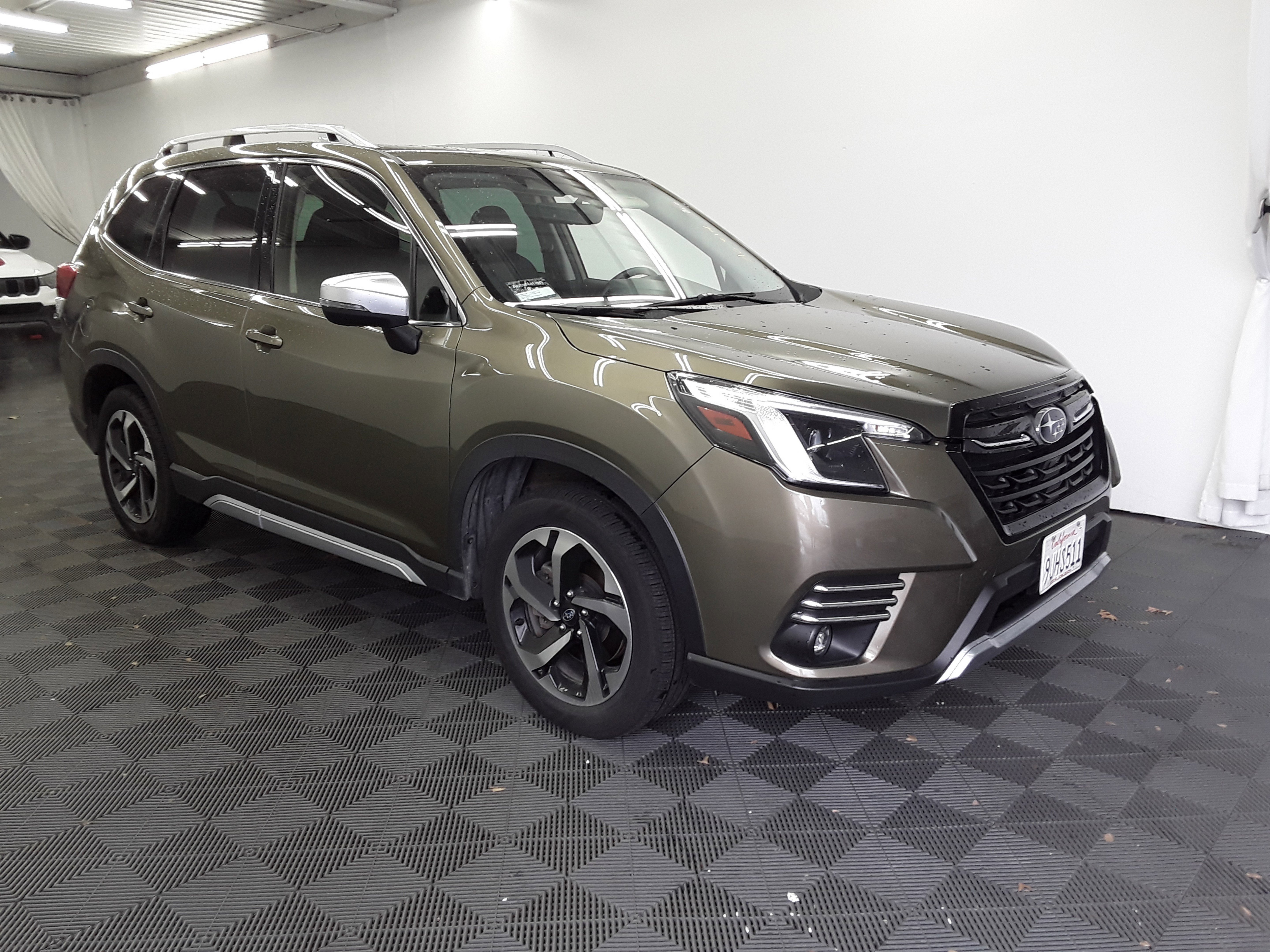 Used 2023 Subaru Forester Touring CVT