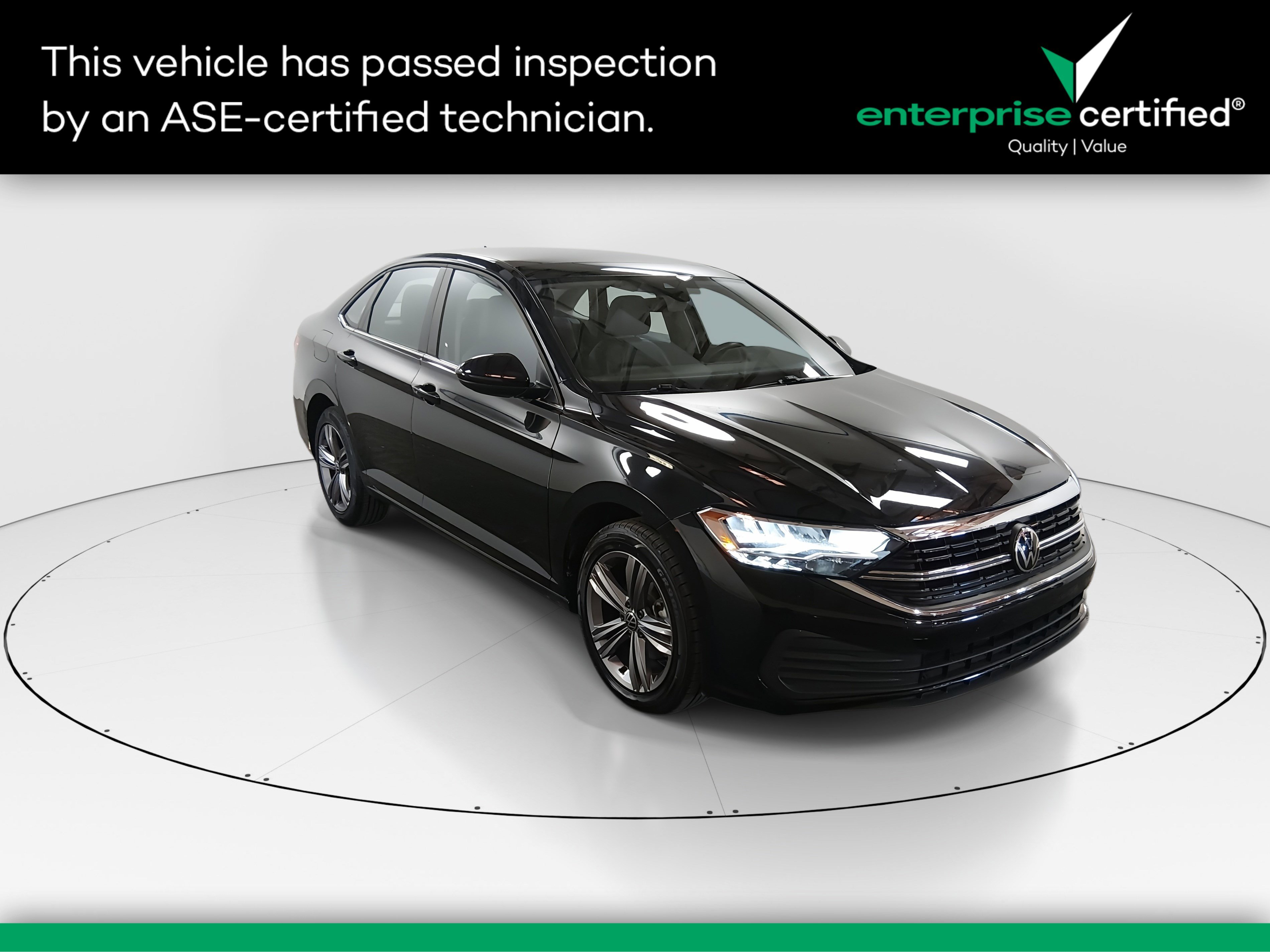 Used 2024 Volkswagen Jetta SE Auto