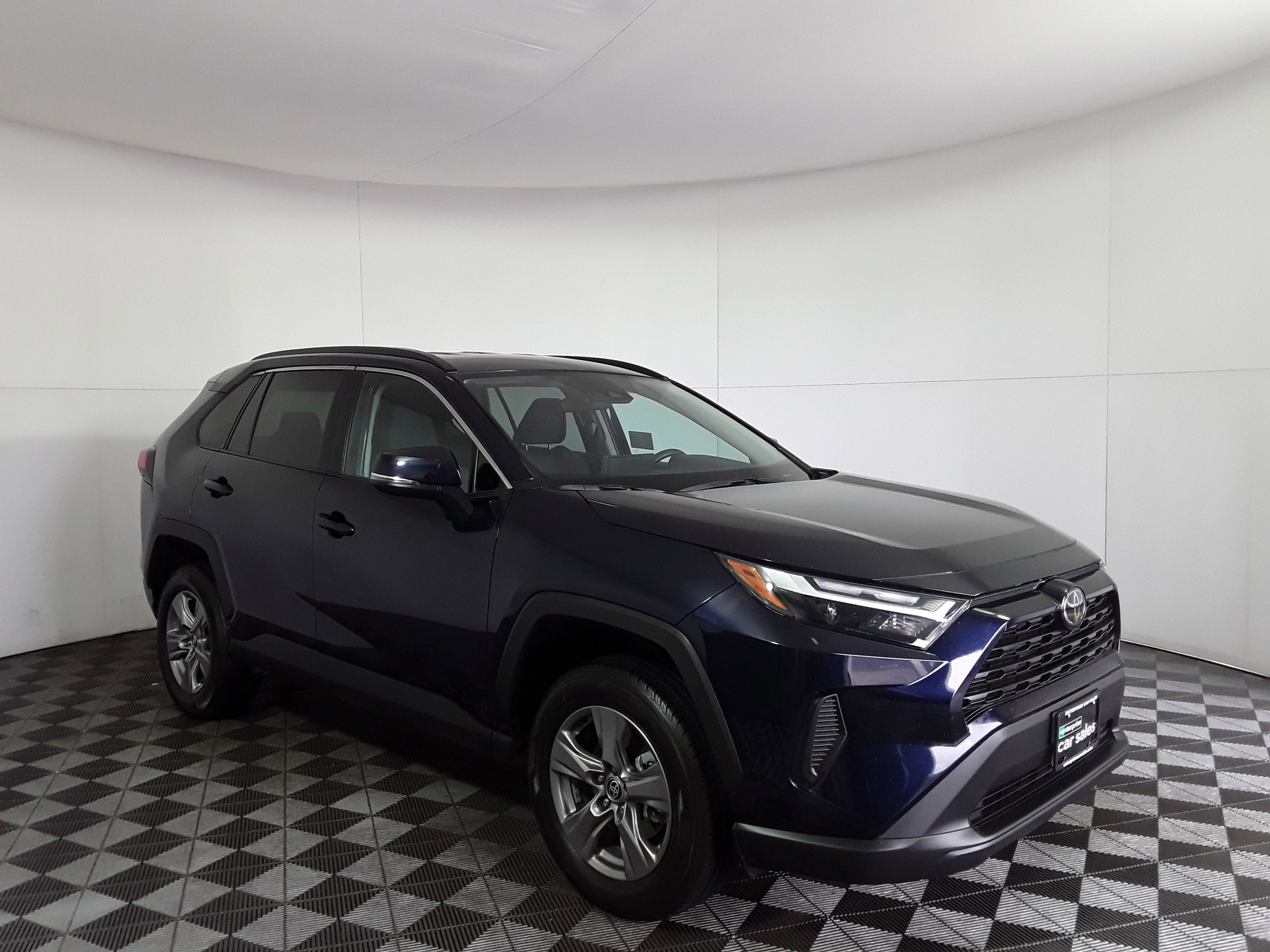 2024 Toyota RAV4 XLE FWD