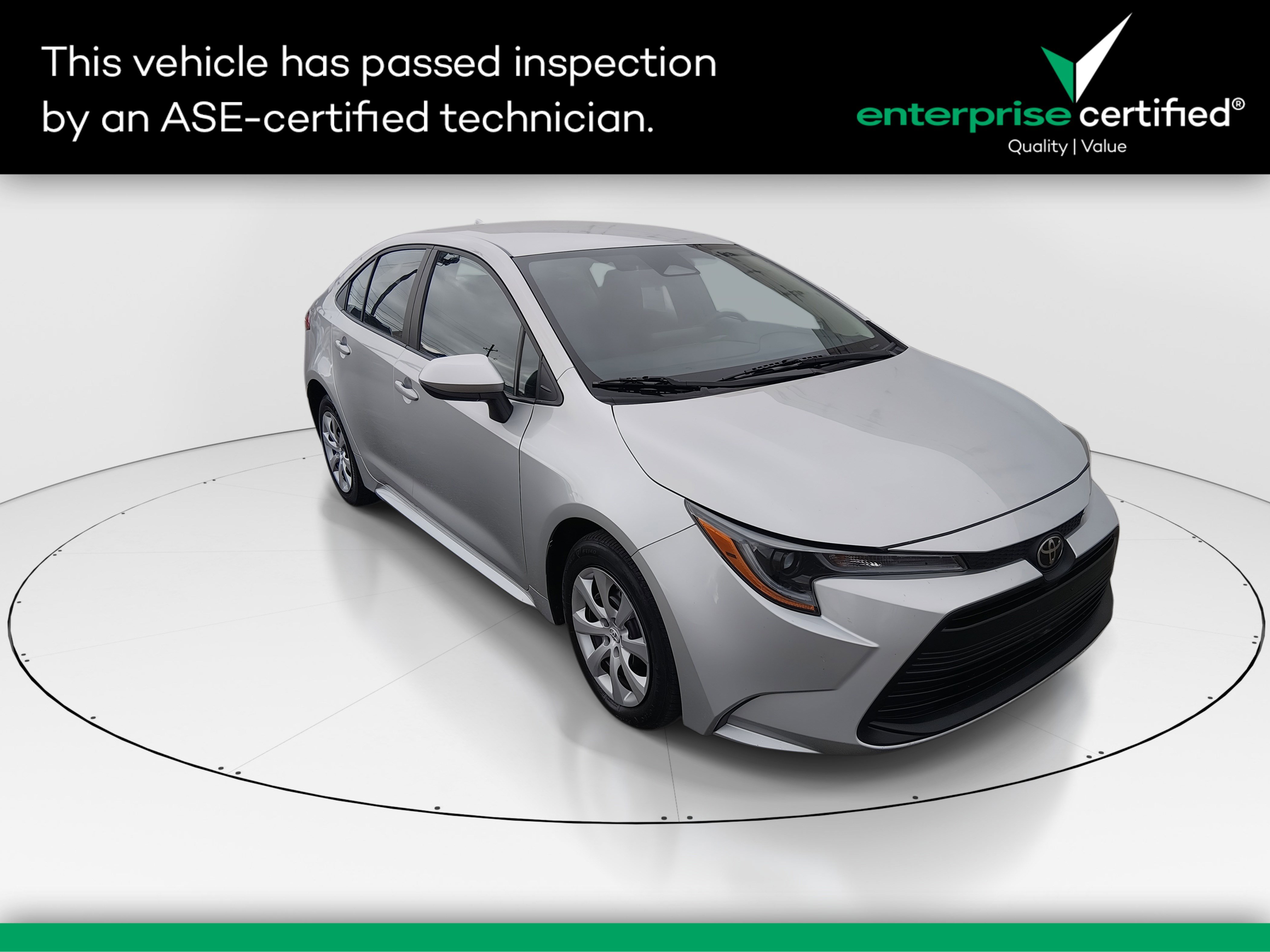 2023 Toyota Corolla LE's photo