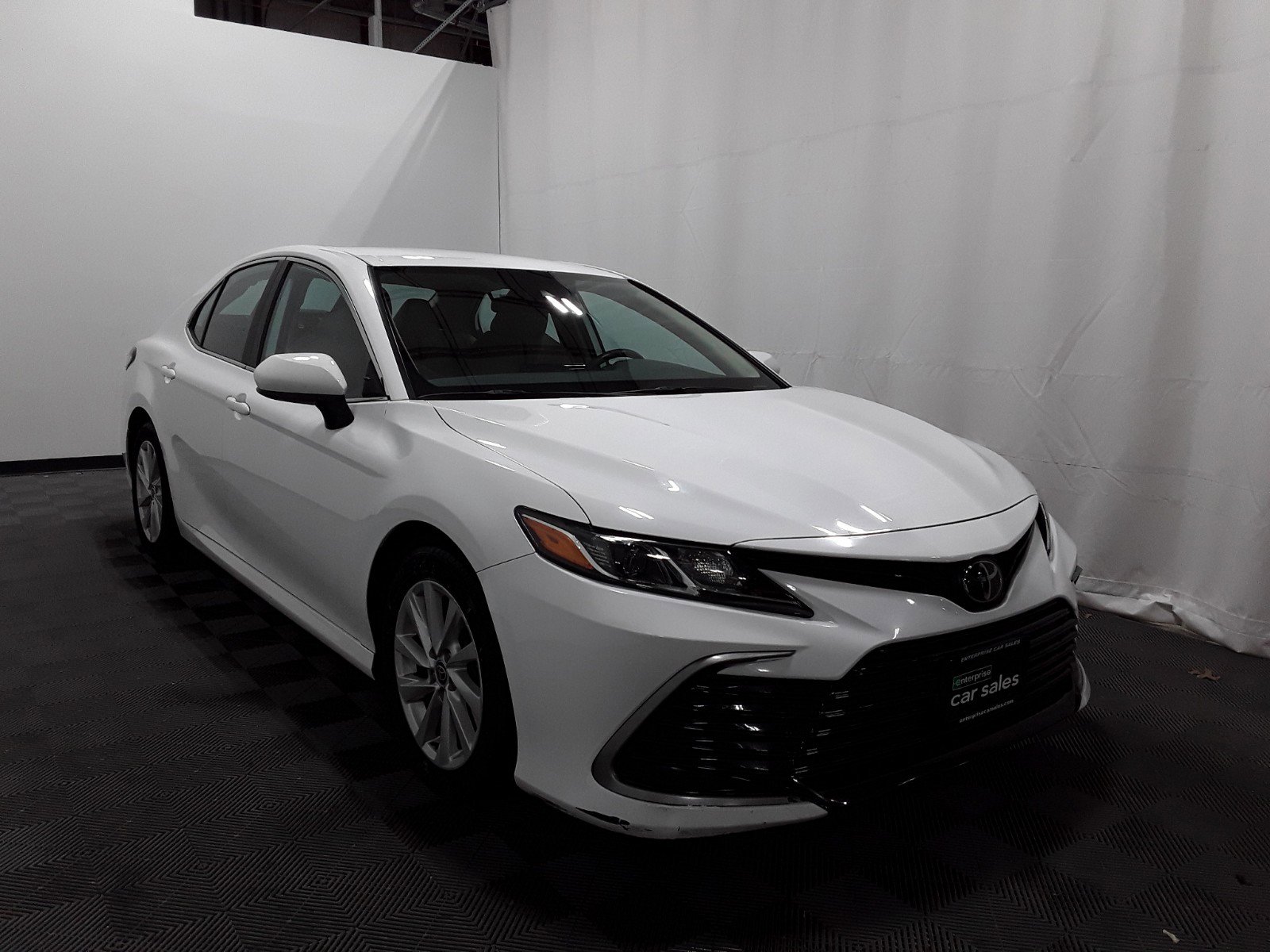 2022 Toyota Camry LE Auto