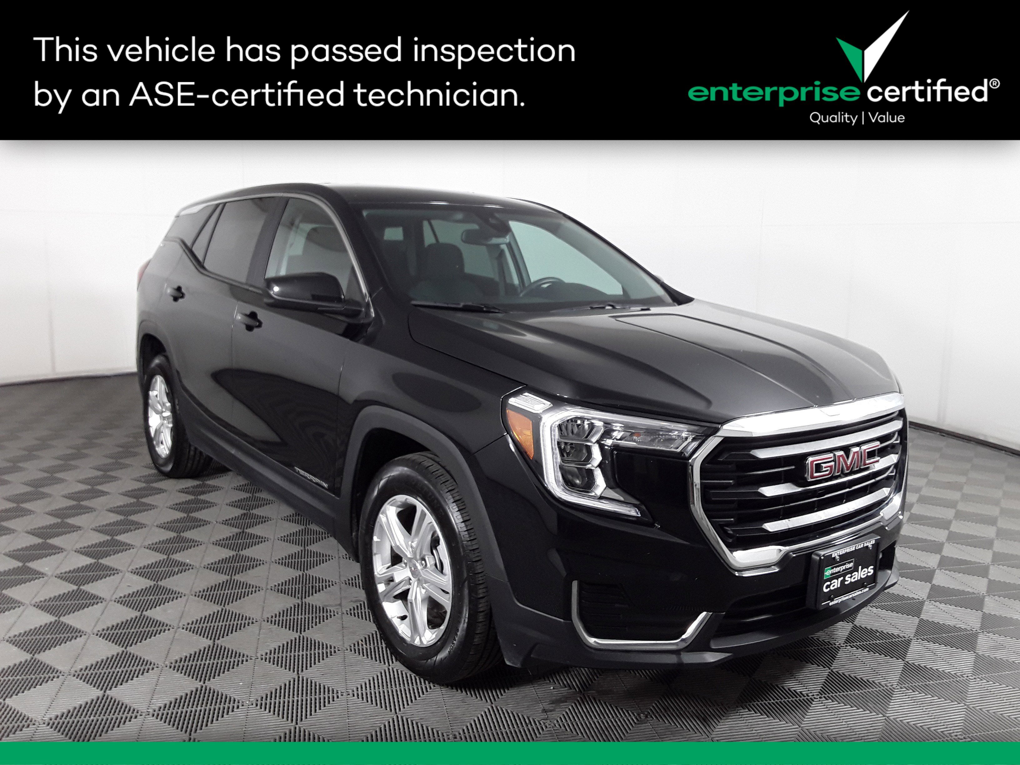Used 2024 GMC Terrain FWD 4dr SLE