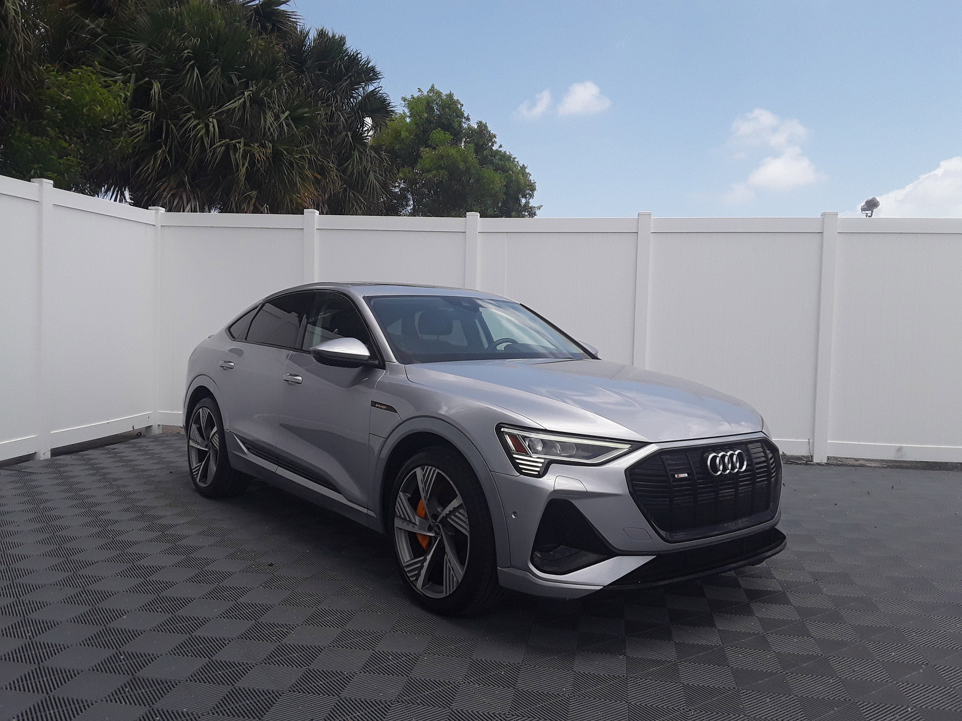 2022 Audi e-tron Sportback S line Prestige quattro