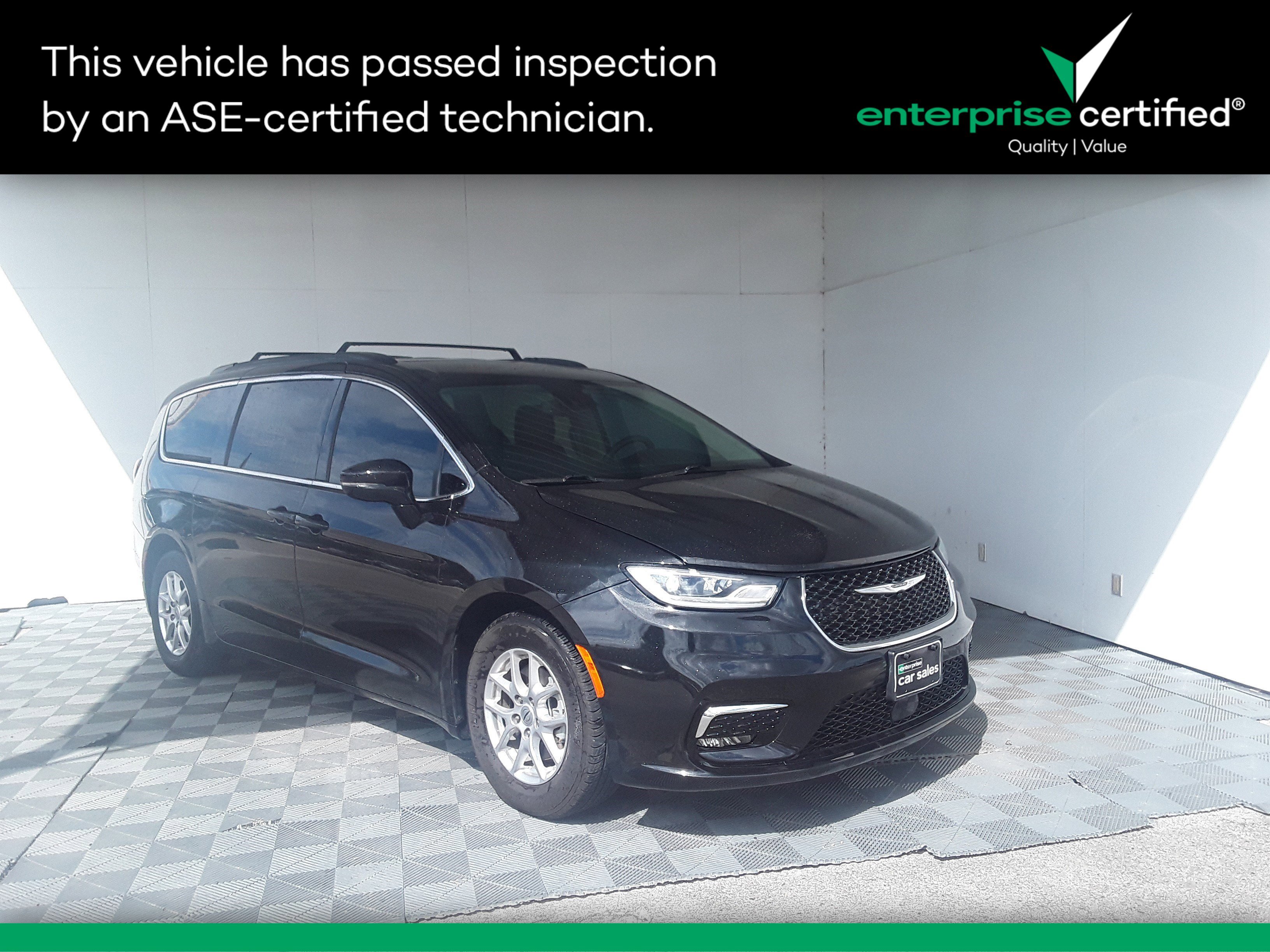 Used 2022 Chrysler Pacifica Touring L FWD