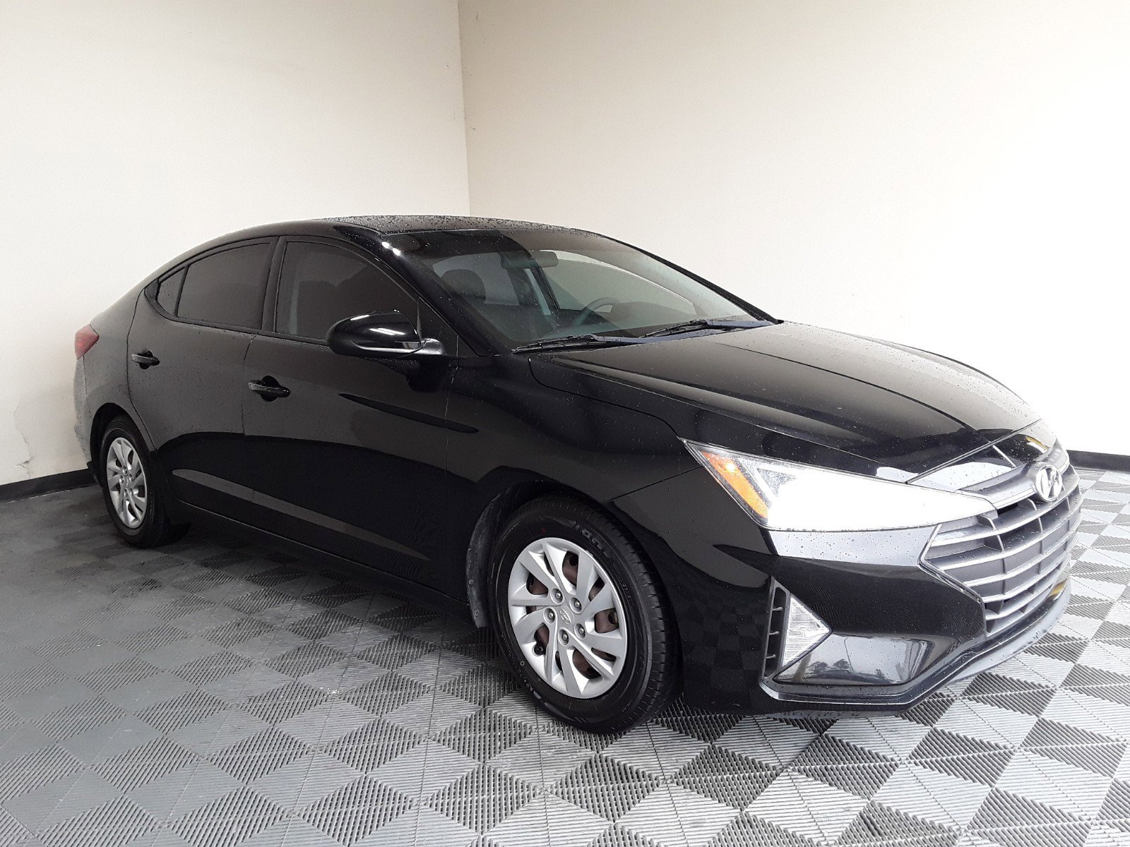 Used 2019 Hyundai Elantra 