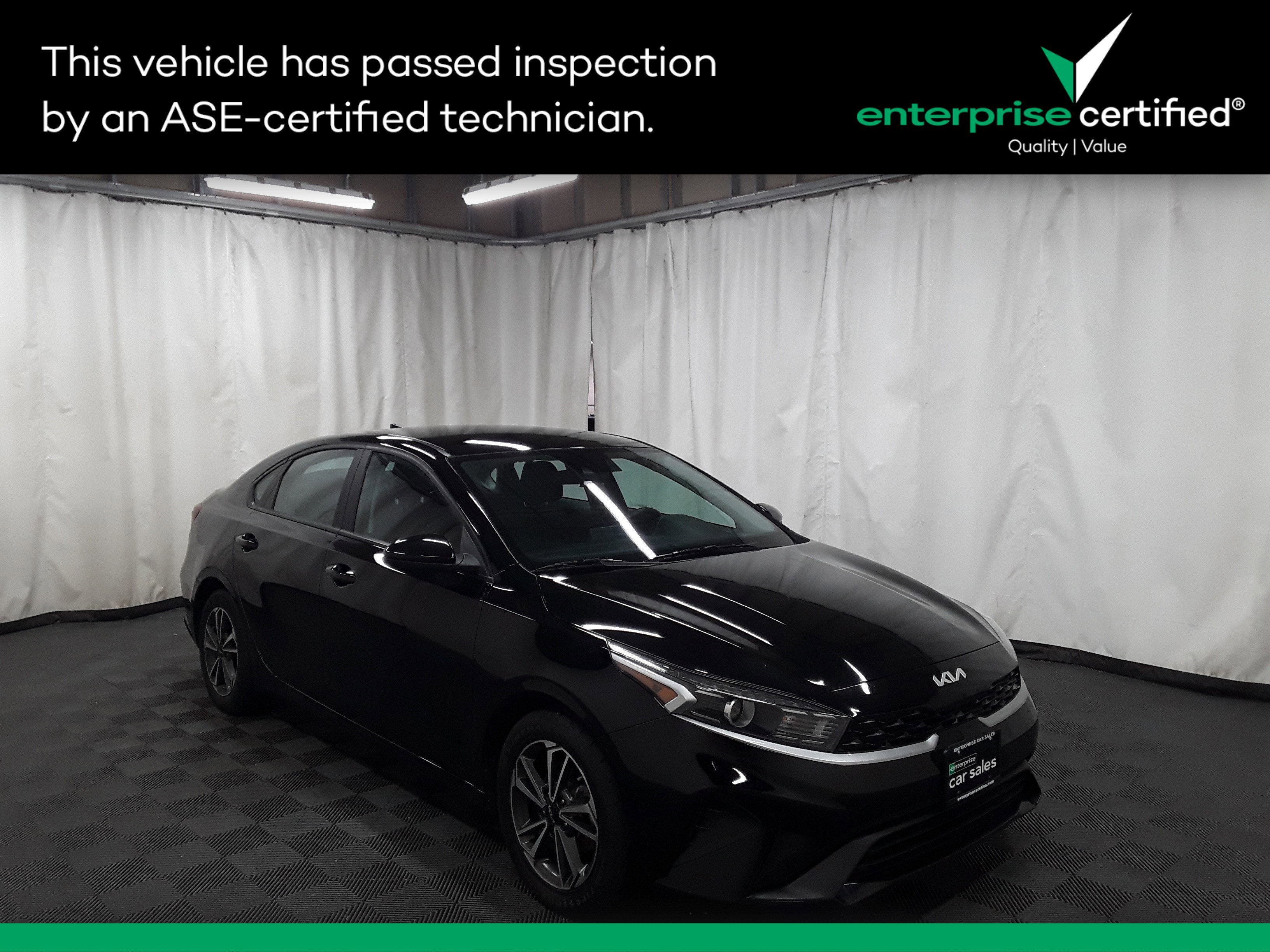 Used 2023 Kia Forte LXS IVT
