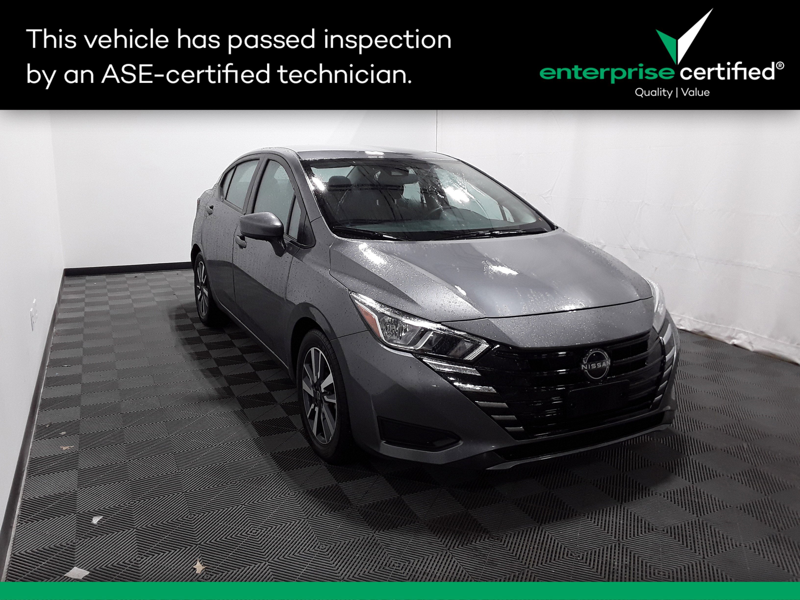2023 Nissan Versa SV CVT