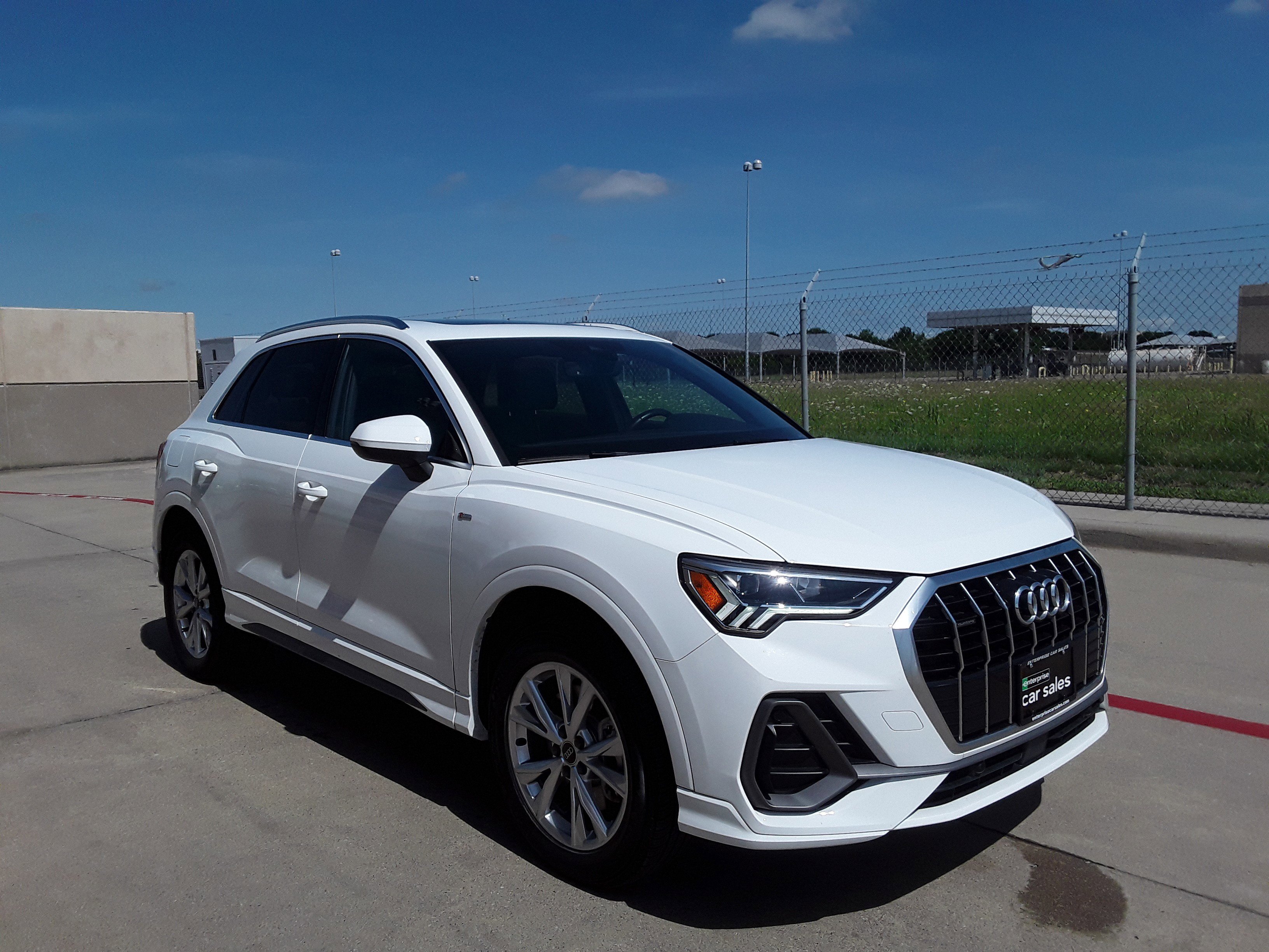2024 Audi Q3 S line Premium 45 TFSI quattro