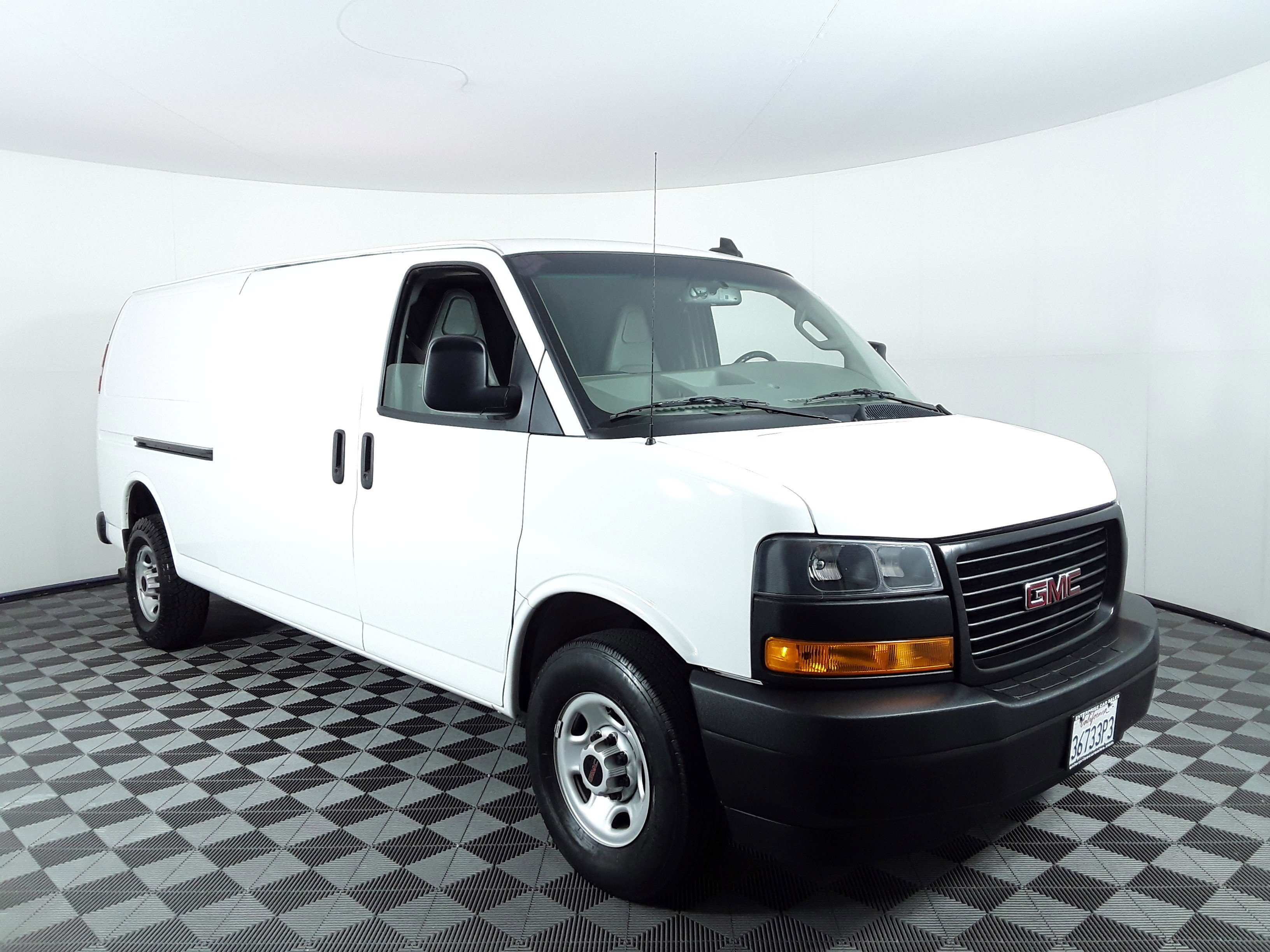 2023 GMC Savana Cargo Van RWD 2500 155