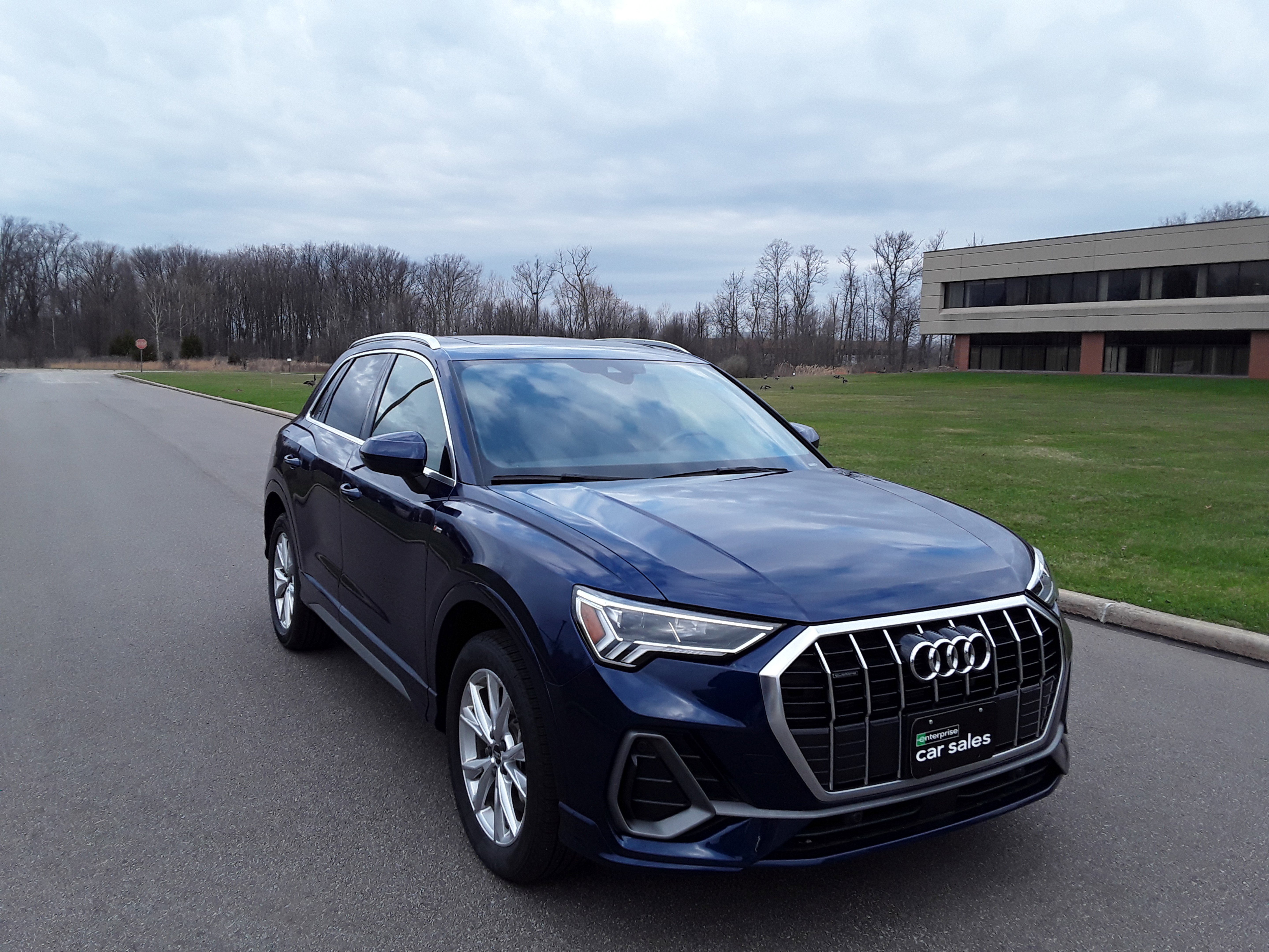 2023 Audi Q3 S line Premium 45 TFSI quattro