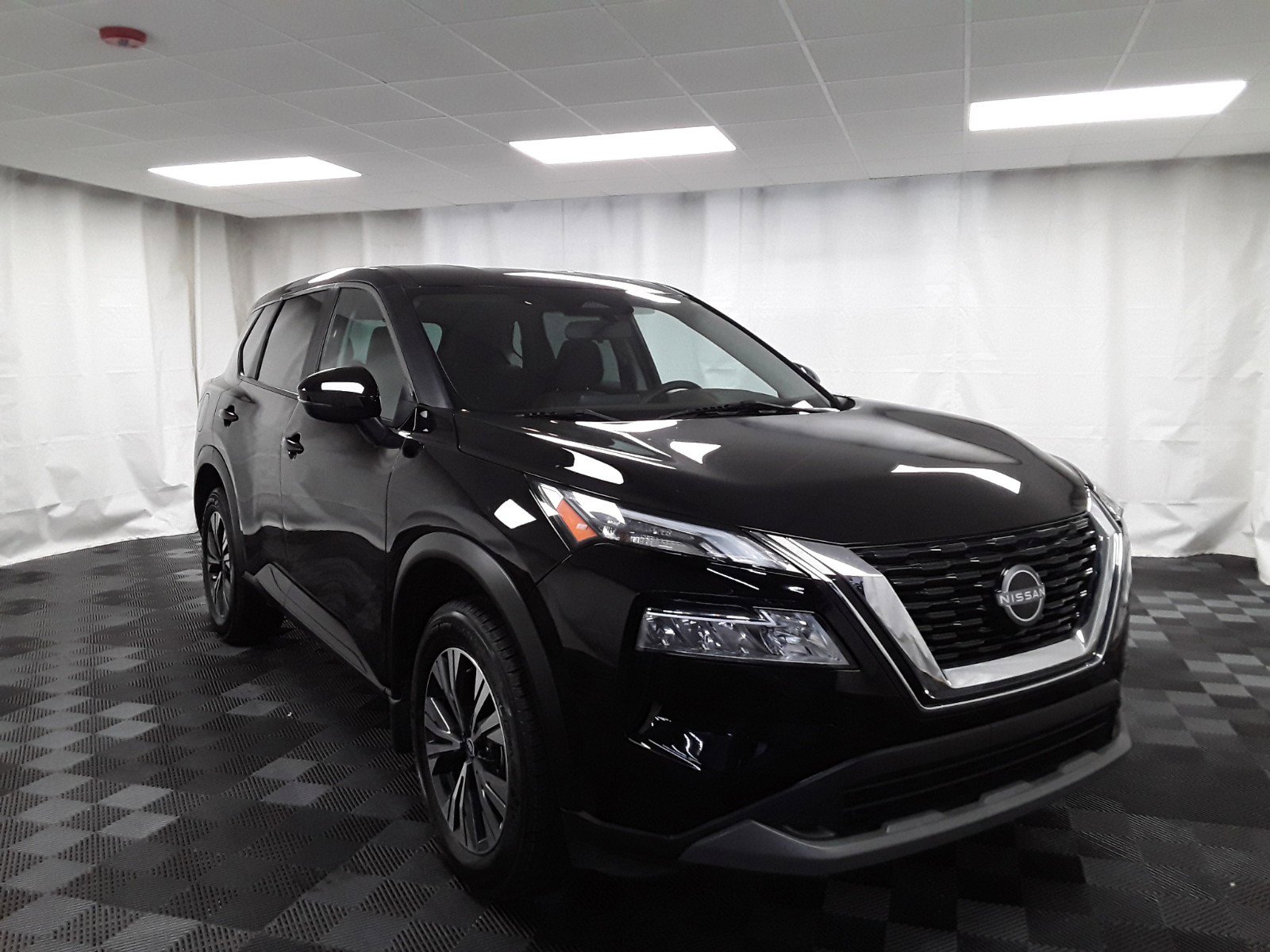 2023 Nissan Rogue FWD SV