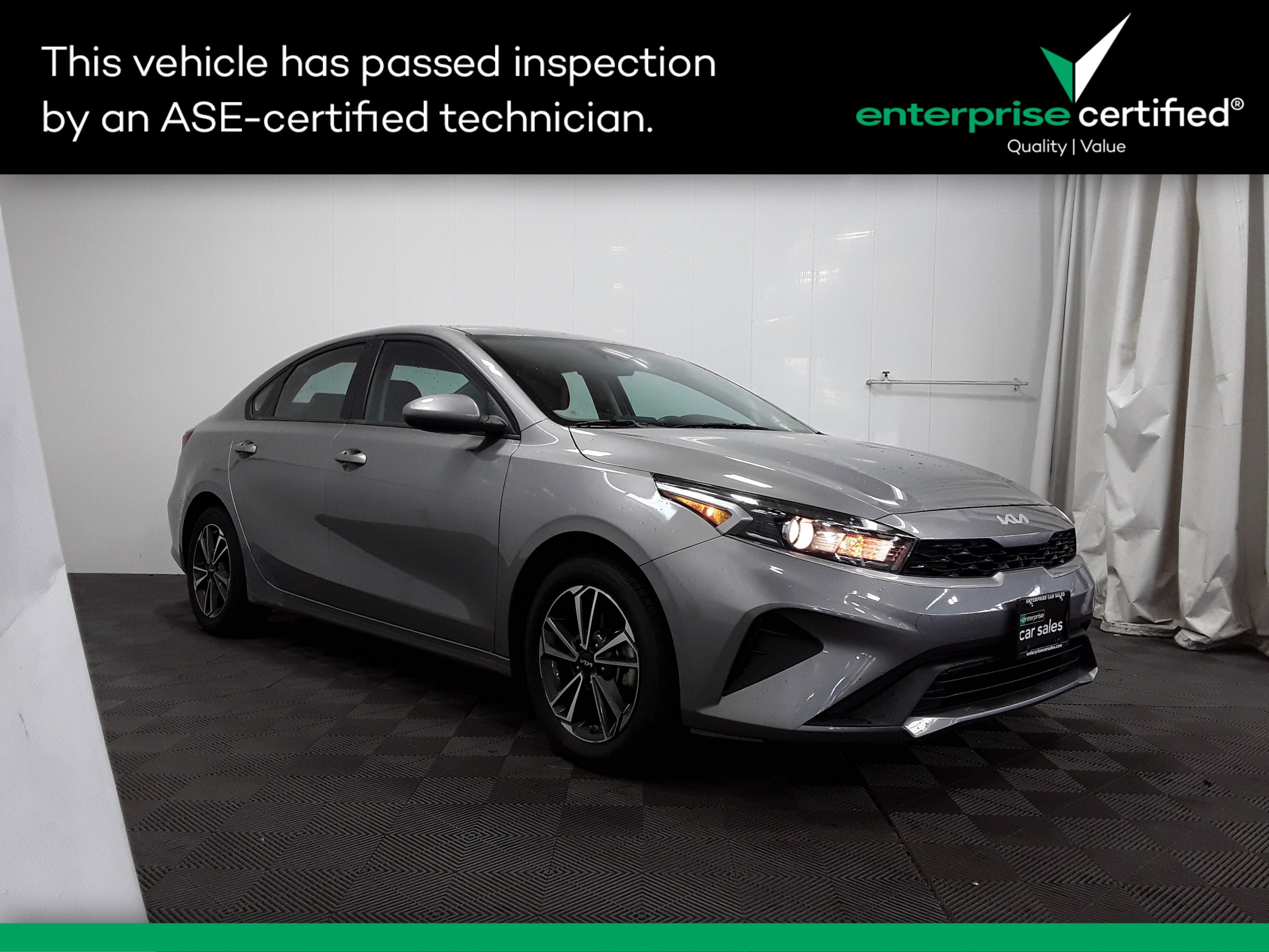 2023 Kia Forte LXS IVT