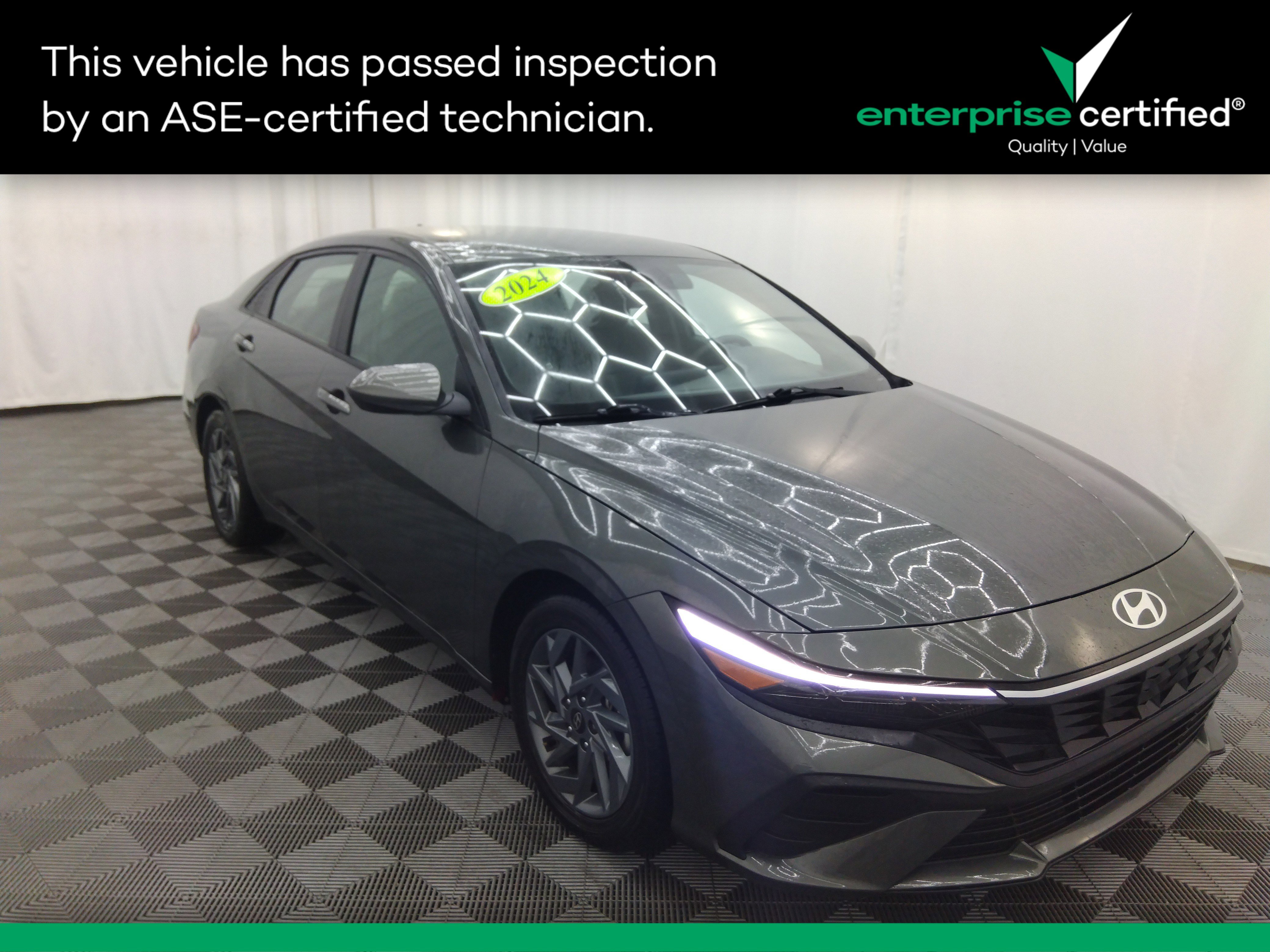 Used 2024 Hyundai Elantra SEL IVT