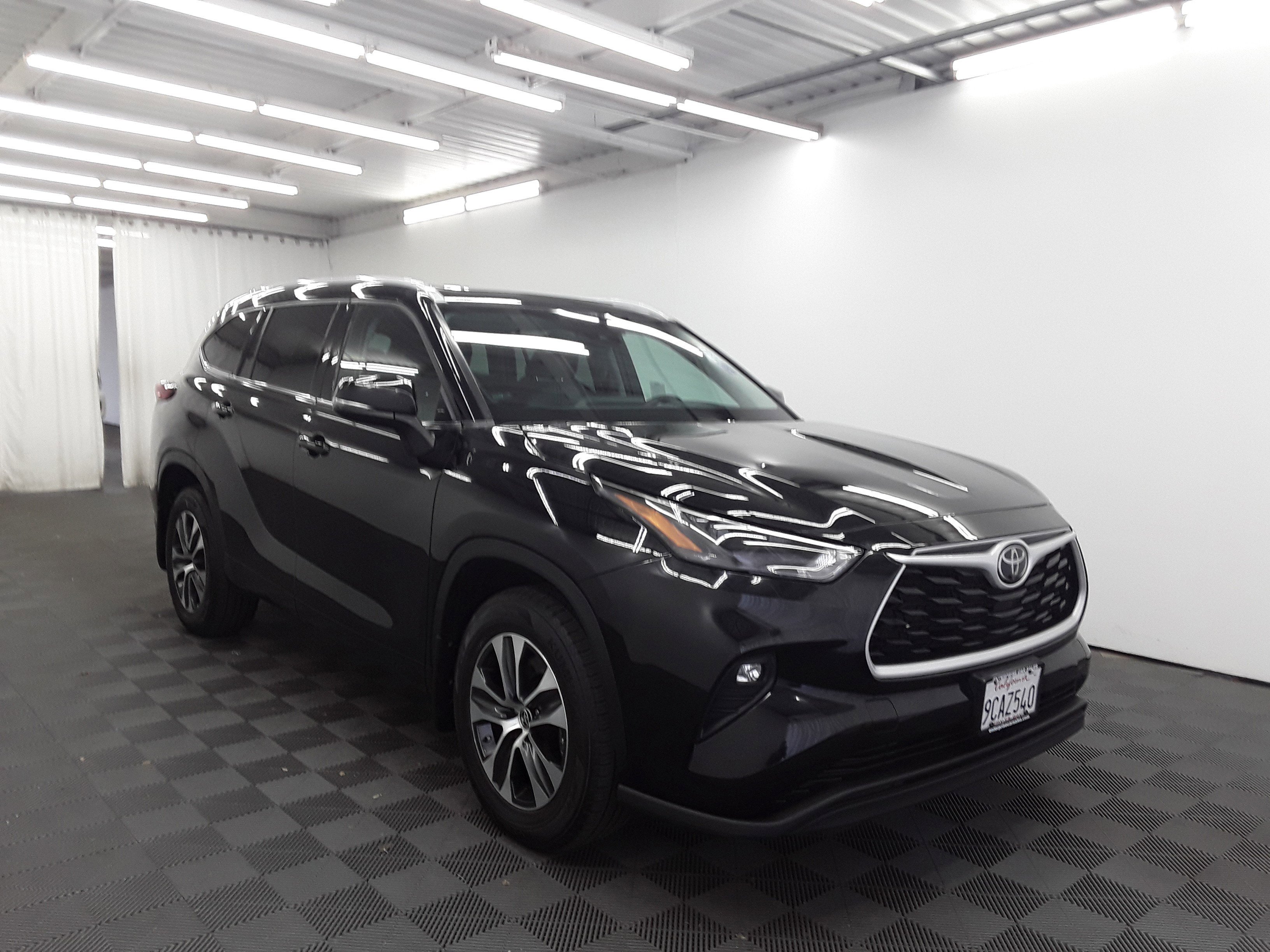 2022 Toyota Highlander XLE AWD