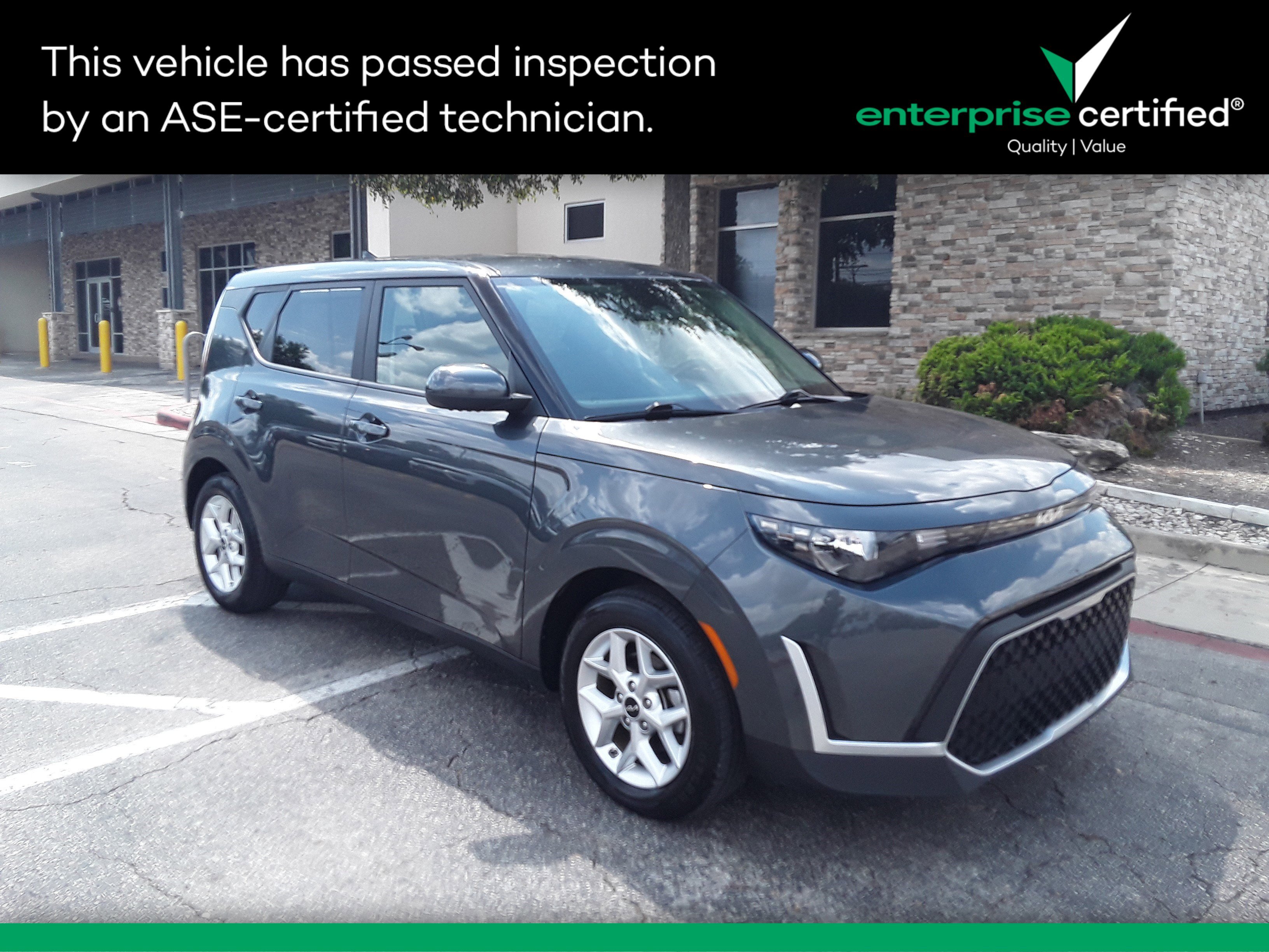 Used 2023 Kia Soul LX IVT