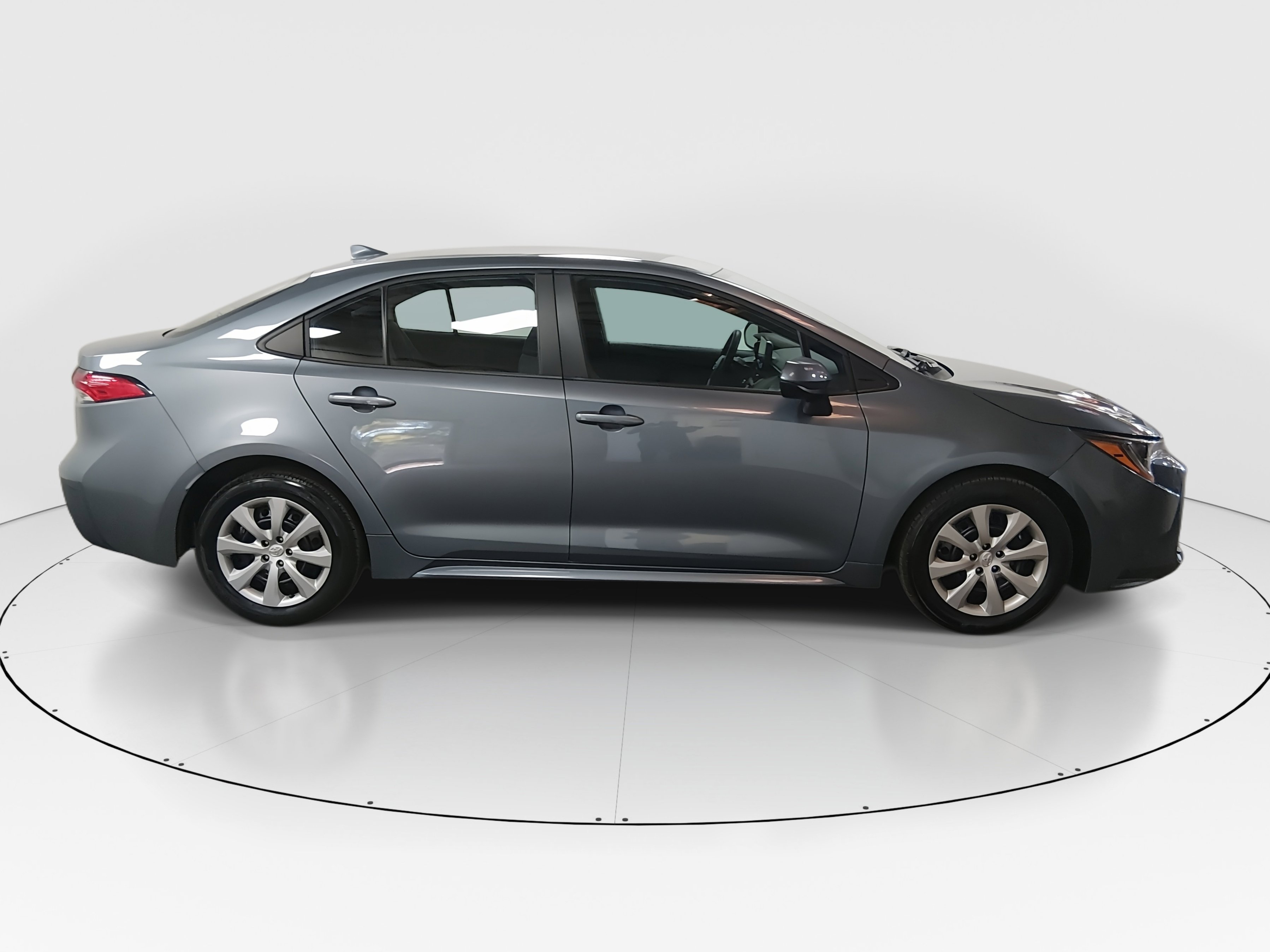 2024 Toyota Corolla LE - Photo 8