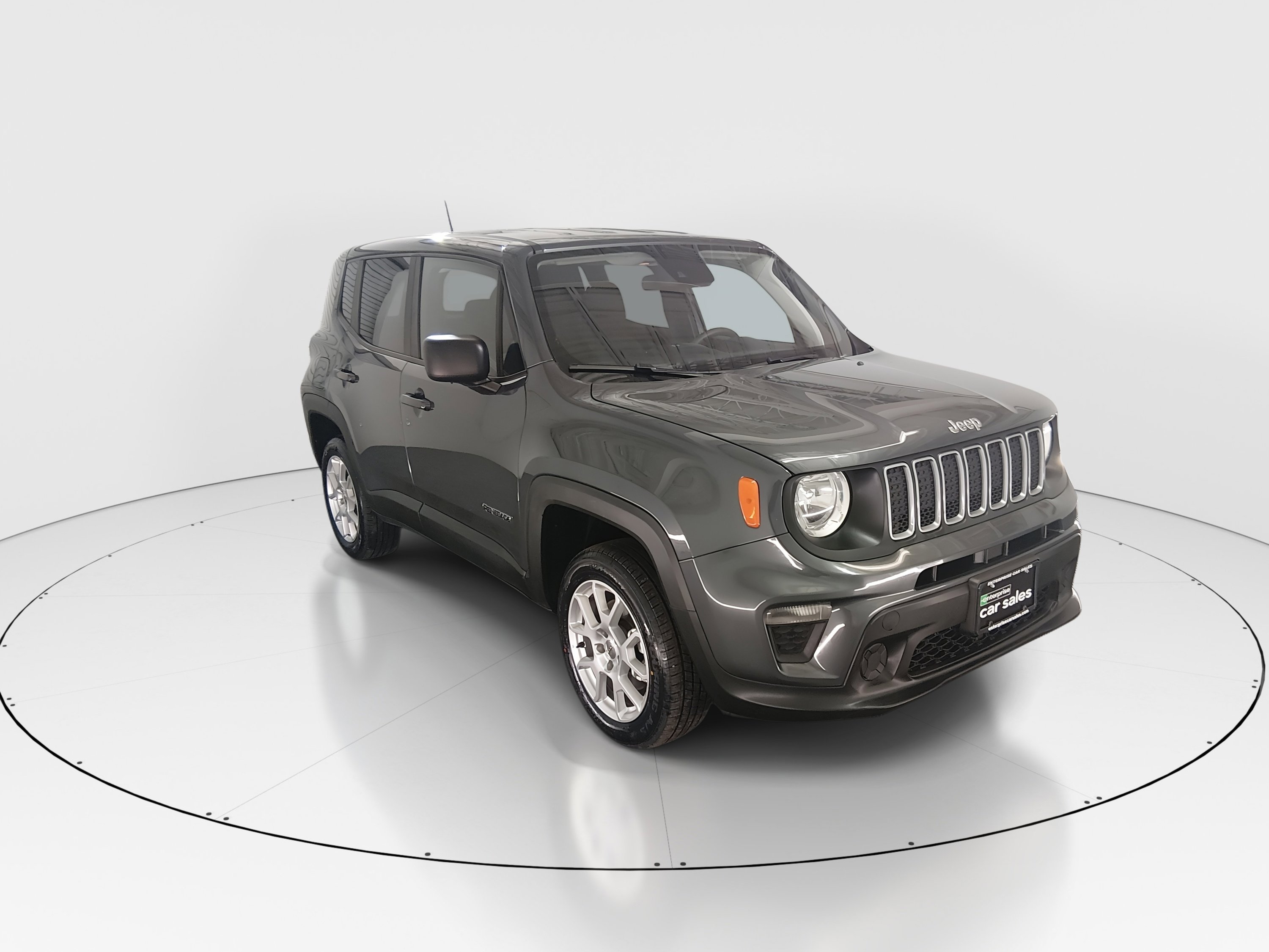2023 Jeep Renegade Latitude's photo
