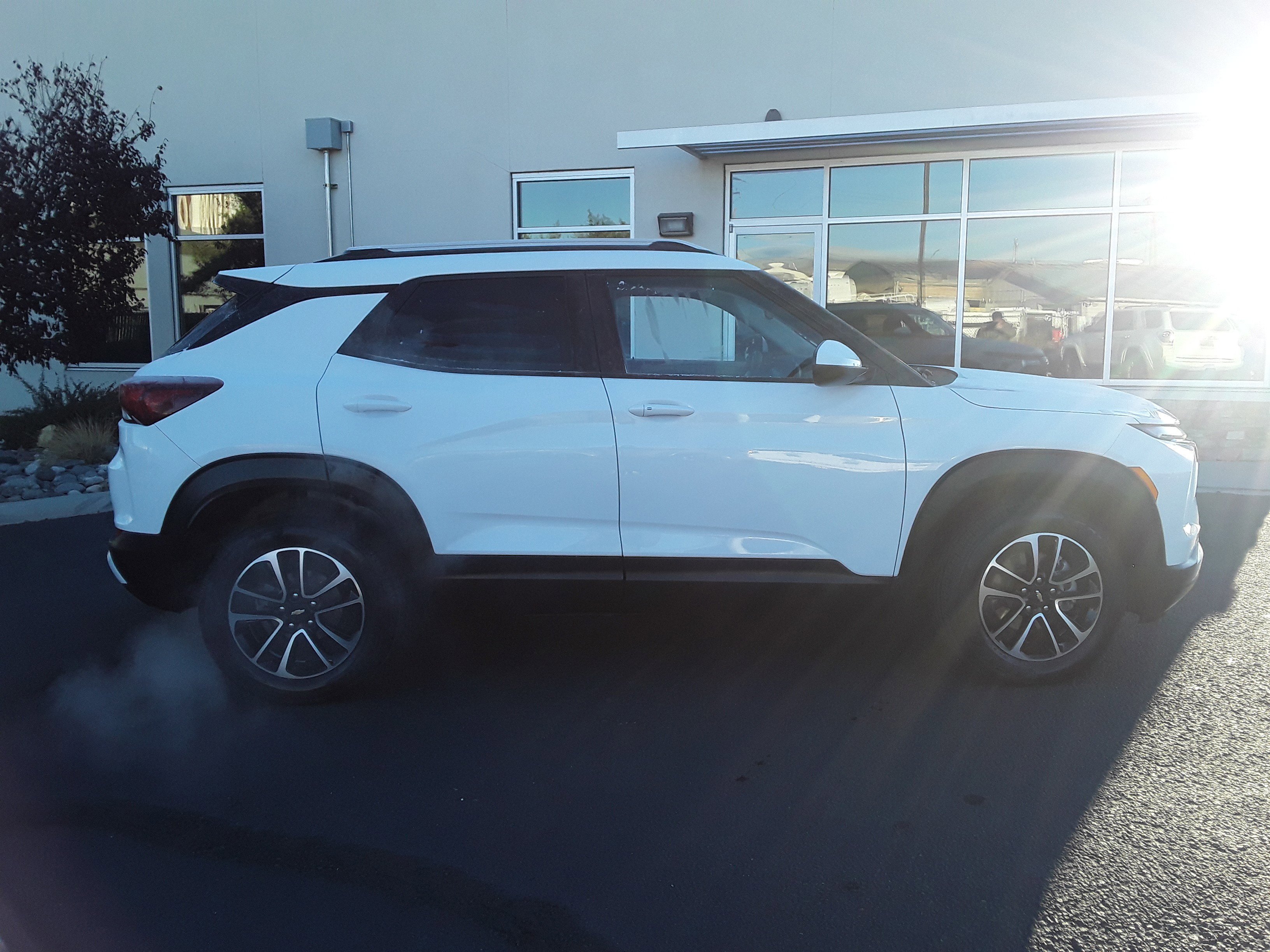 Image of Used 2024 Chevrolet Trailblazer AWD 4dr LT