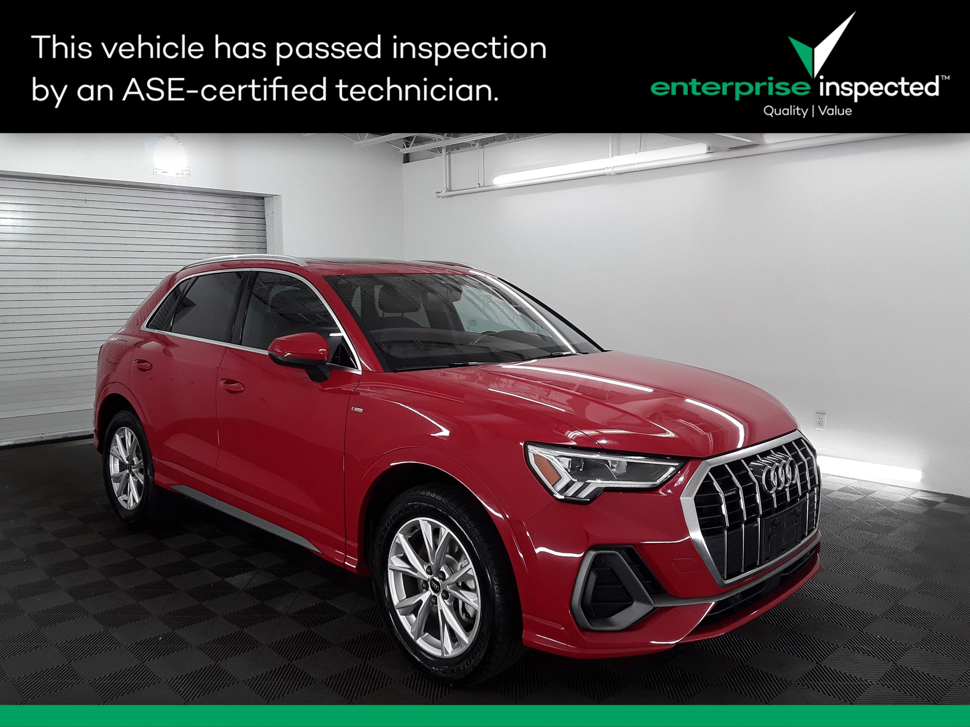 2023 Audi Q3 S line Premium 45 TFSI quattro