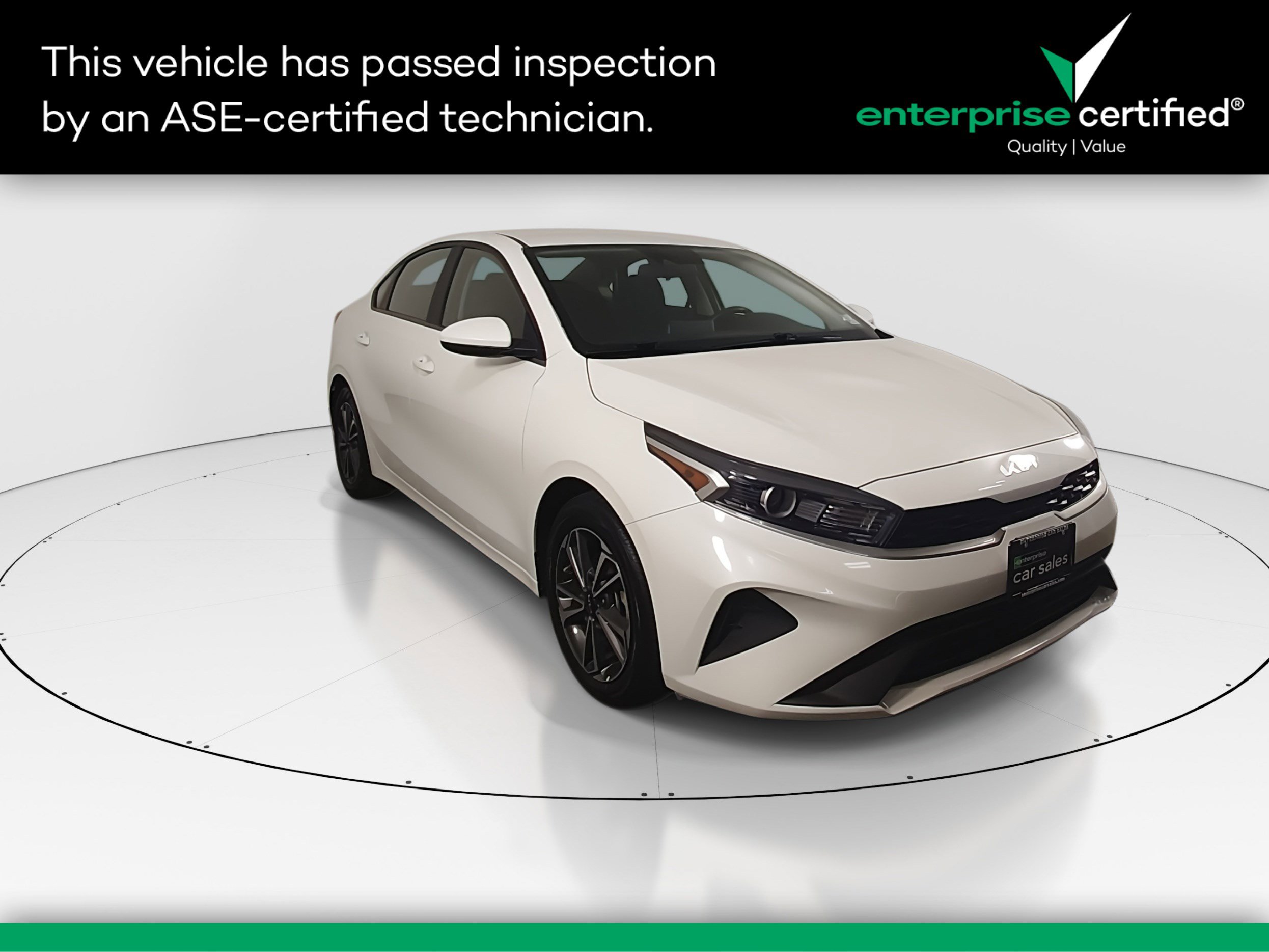 2024 Kia Forte LXS's photo