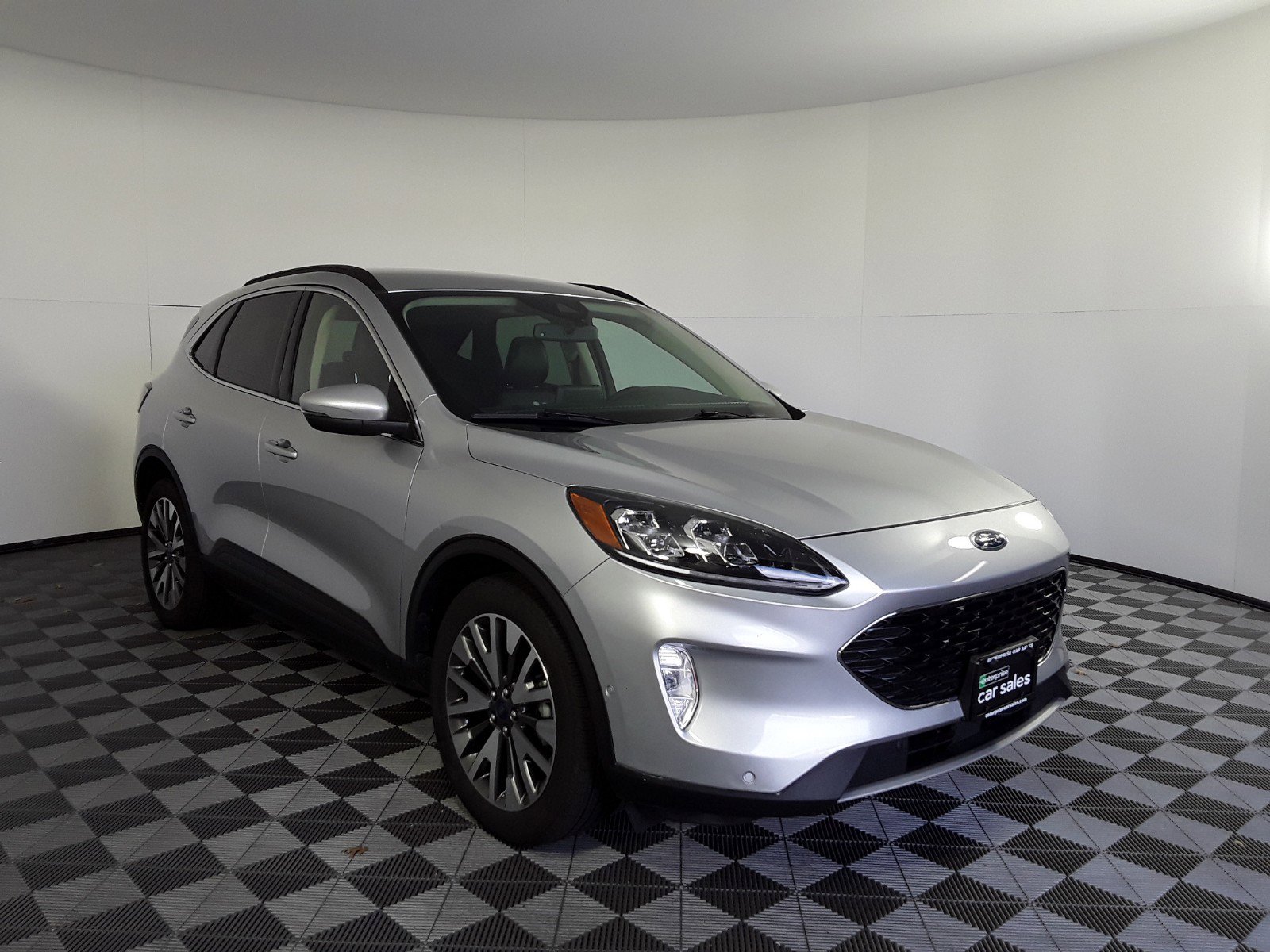 Used 2020 Ford Escape Titanium AWD