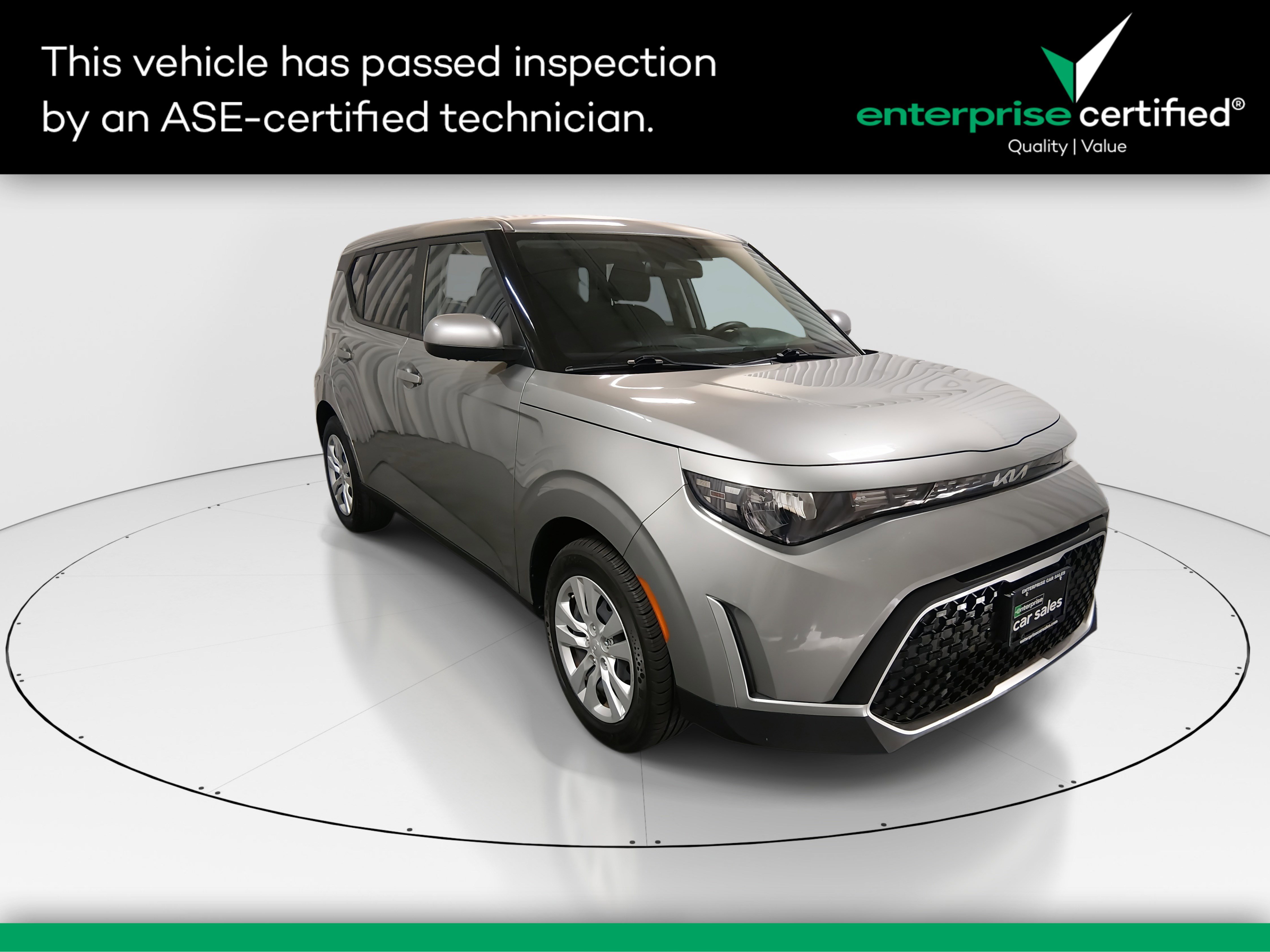 2023 Kia Soul LX's photo