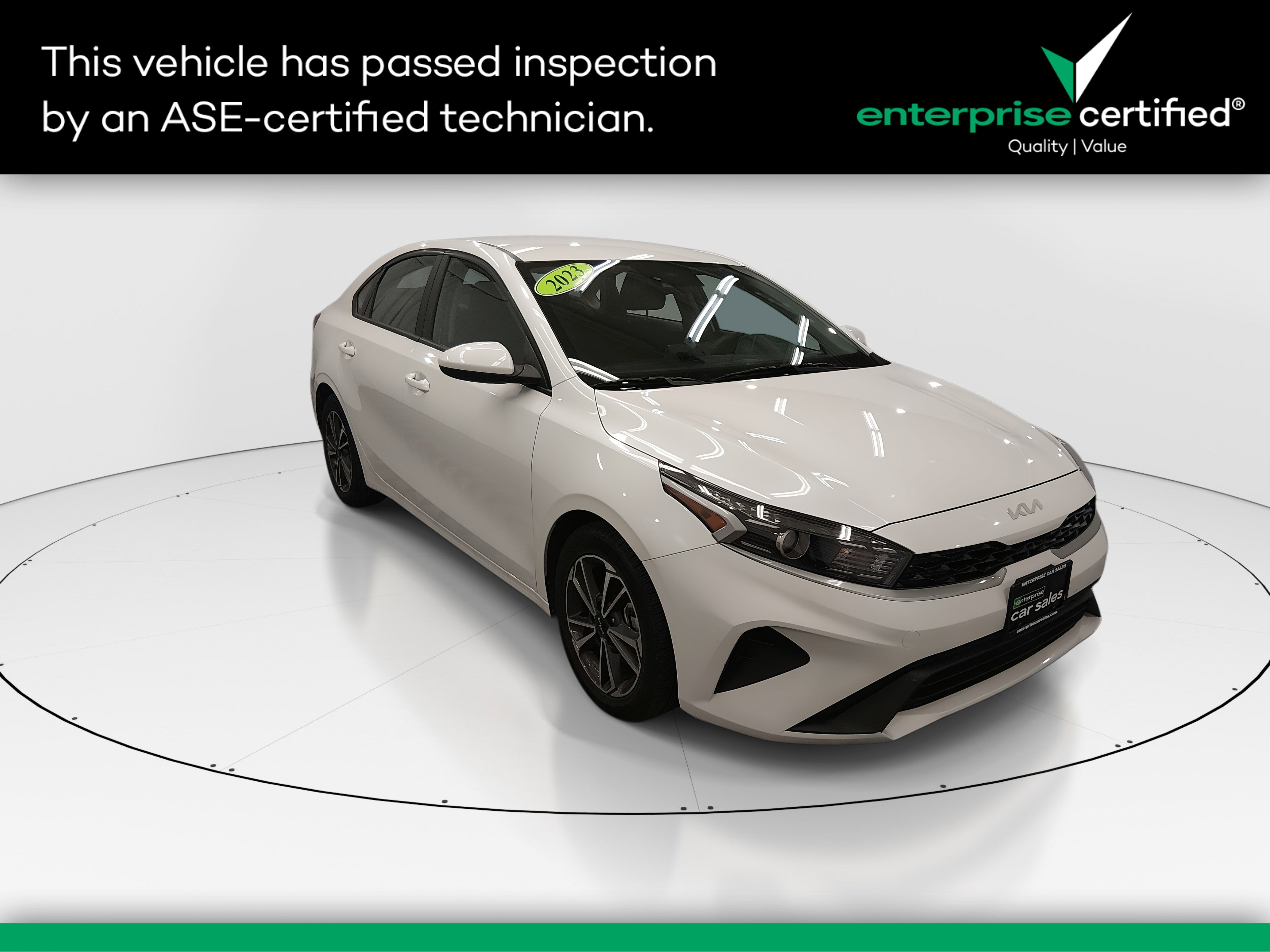 Used 2023 Kia Forte LXS IVT