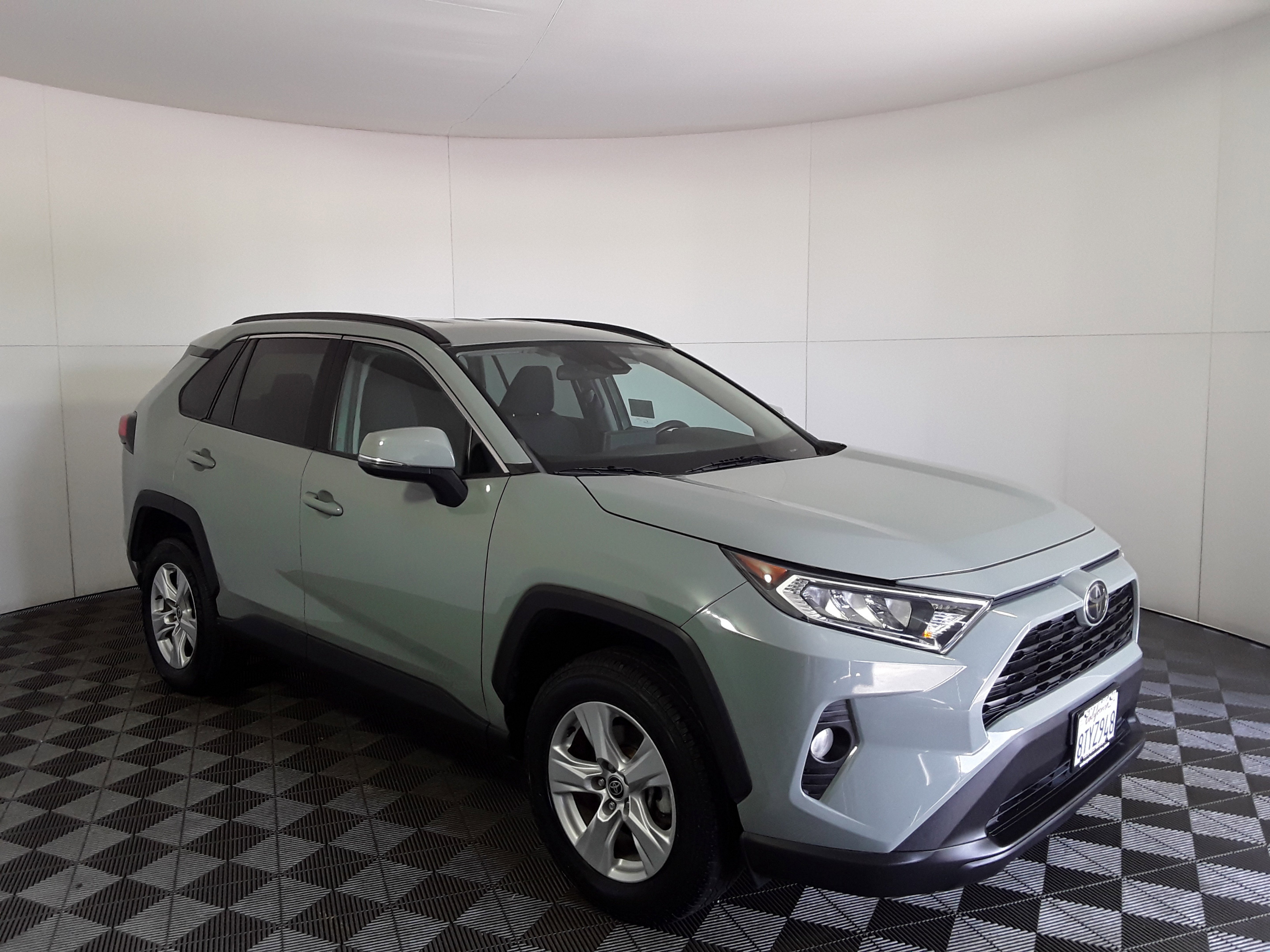 2021 Toyota RAV4 XLE FWD