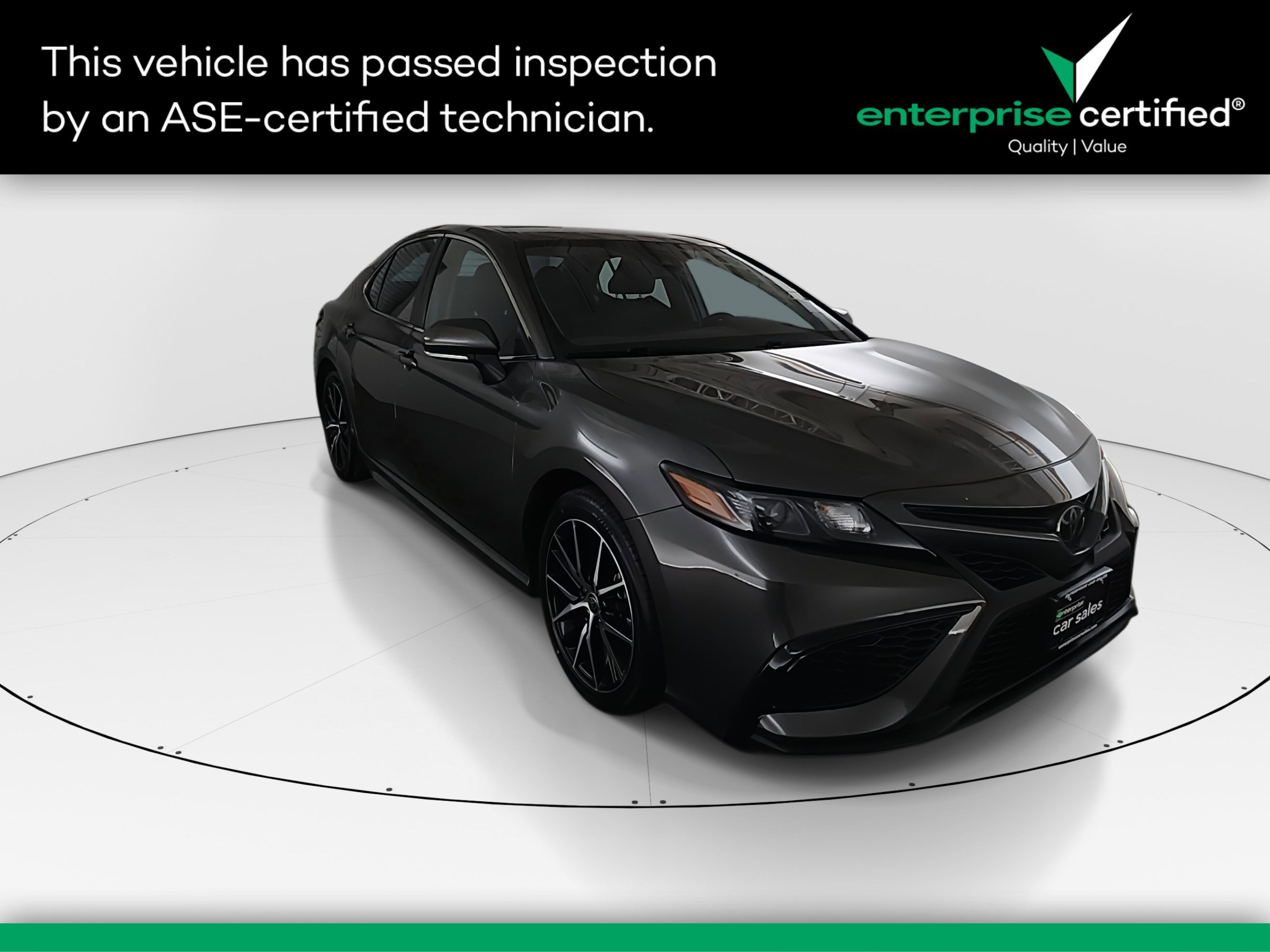 Used 2023 Toyota Camry SE Auto