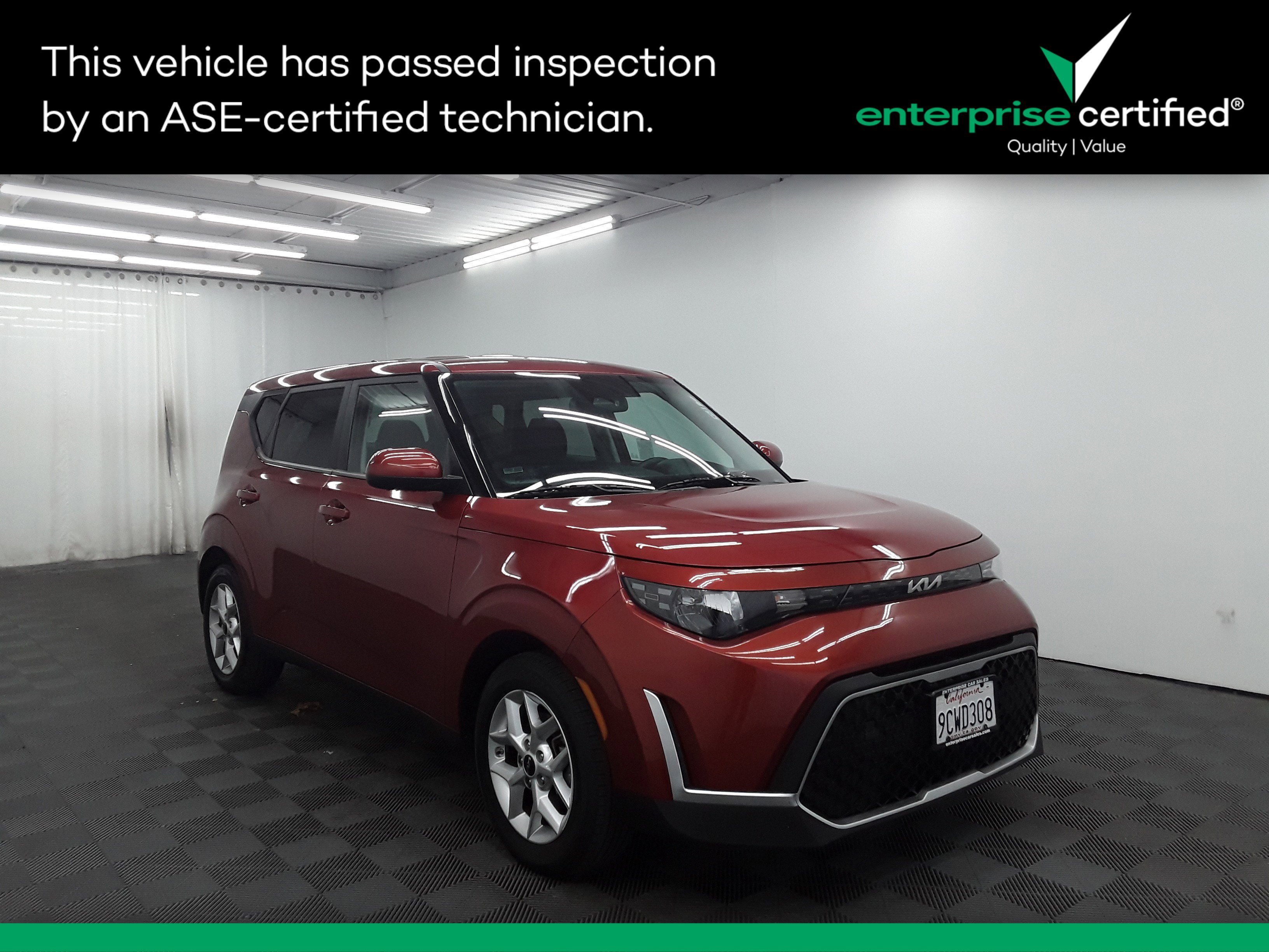 Used 2023 Kia Soul LX IVT