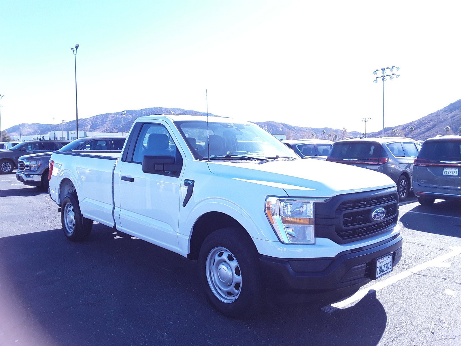 2022 Ford F-150 XL 2WD Reg Cab 8' Box