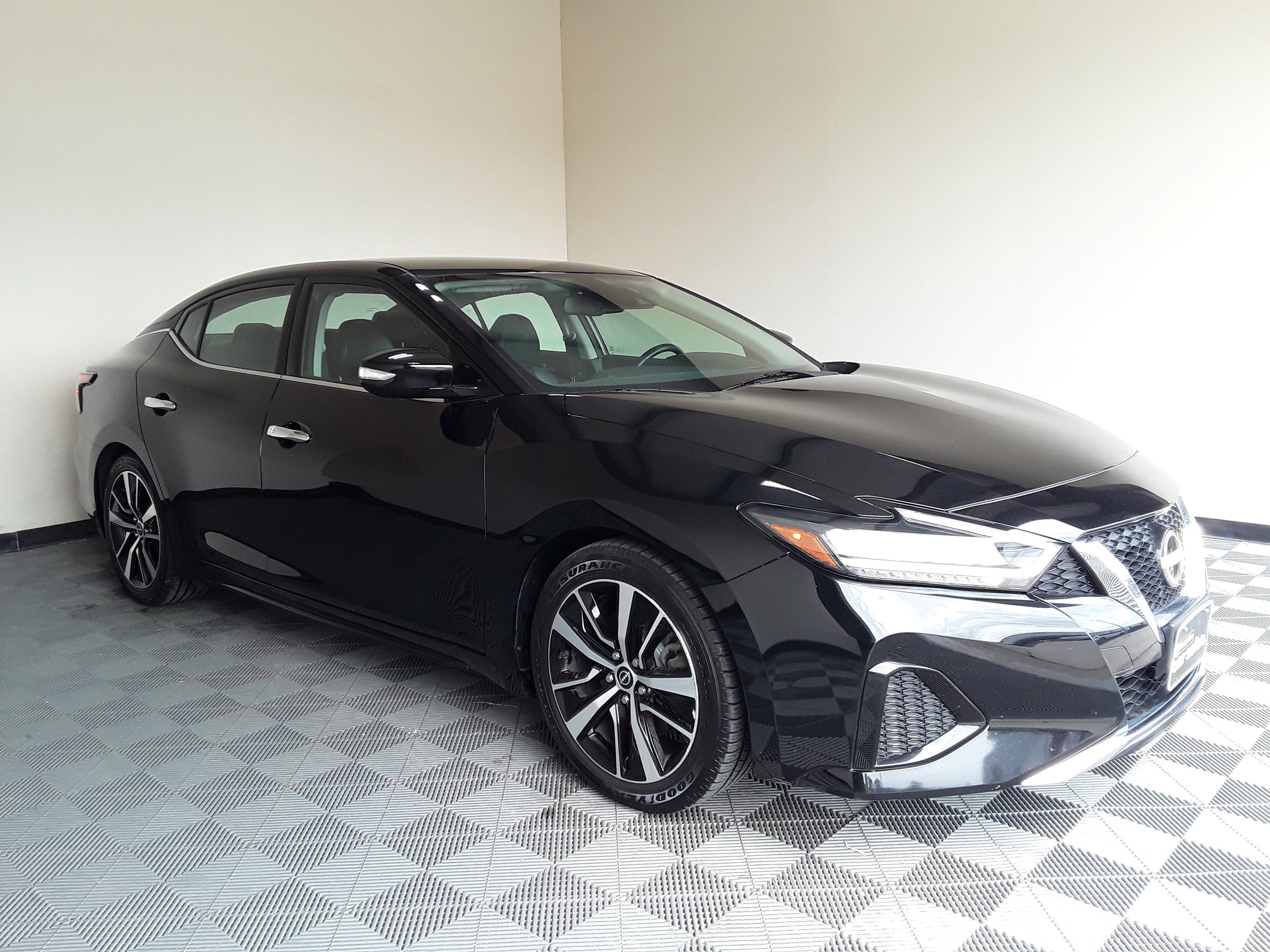 2023 Nissan Maxima SV CVT
