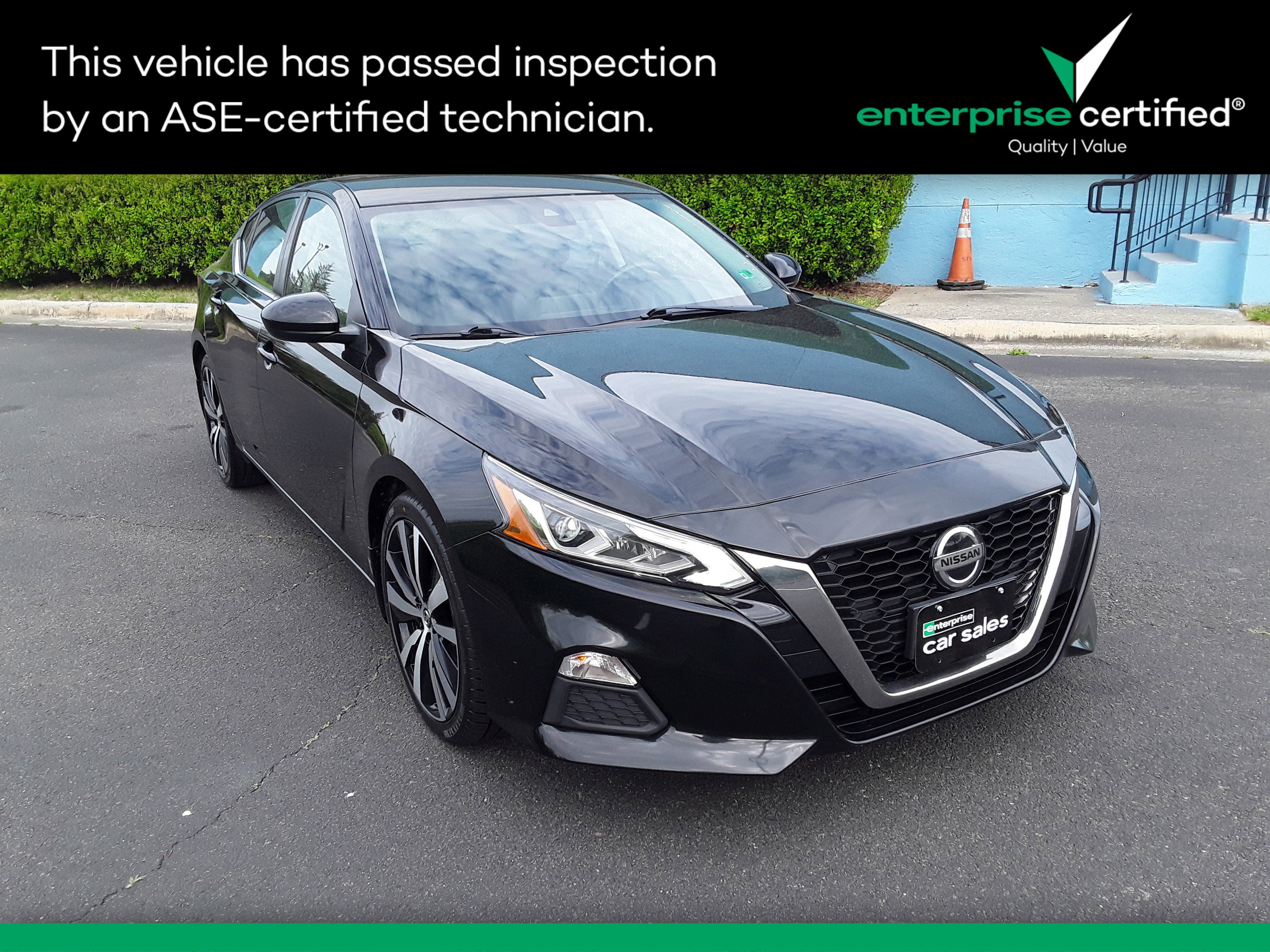 2022 Nissan Altima 2.5 SR Sedan