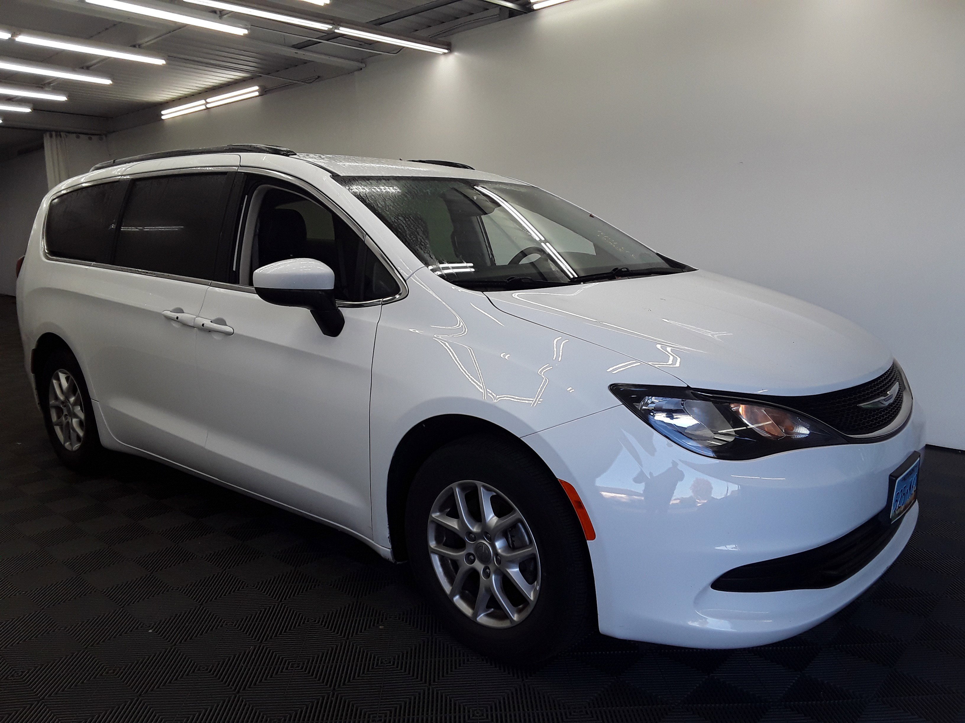 Used 2020 Chrysler Voyager LXI FWD