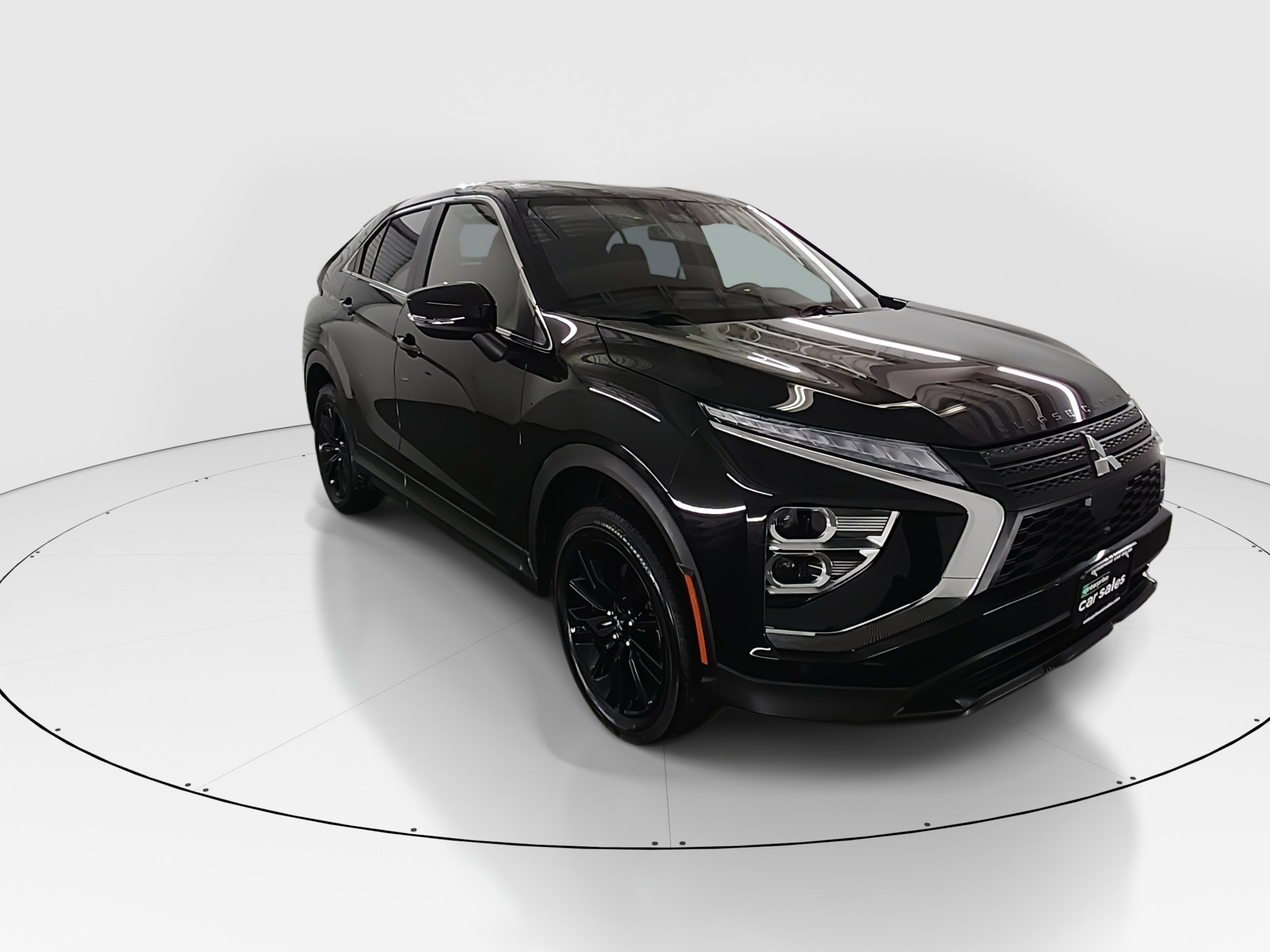 2024 Mitsubishi Eclipse Cross LE's photo