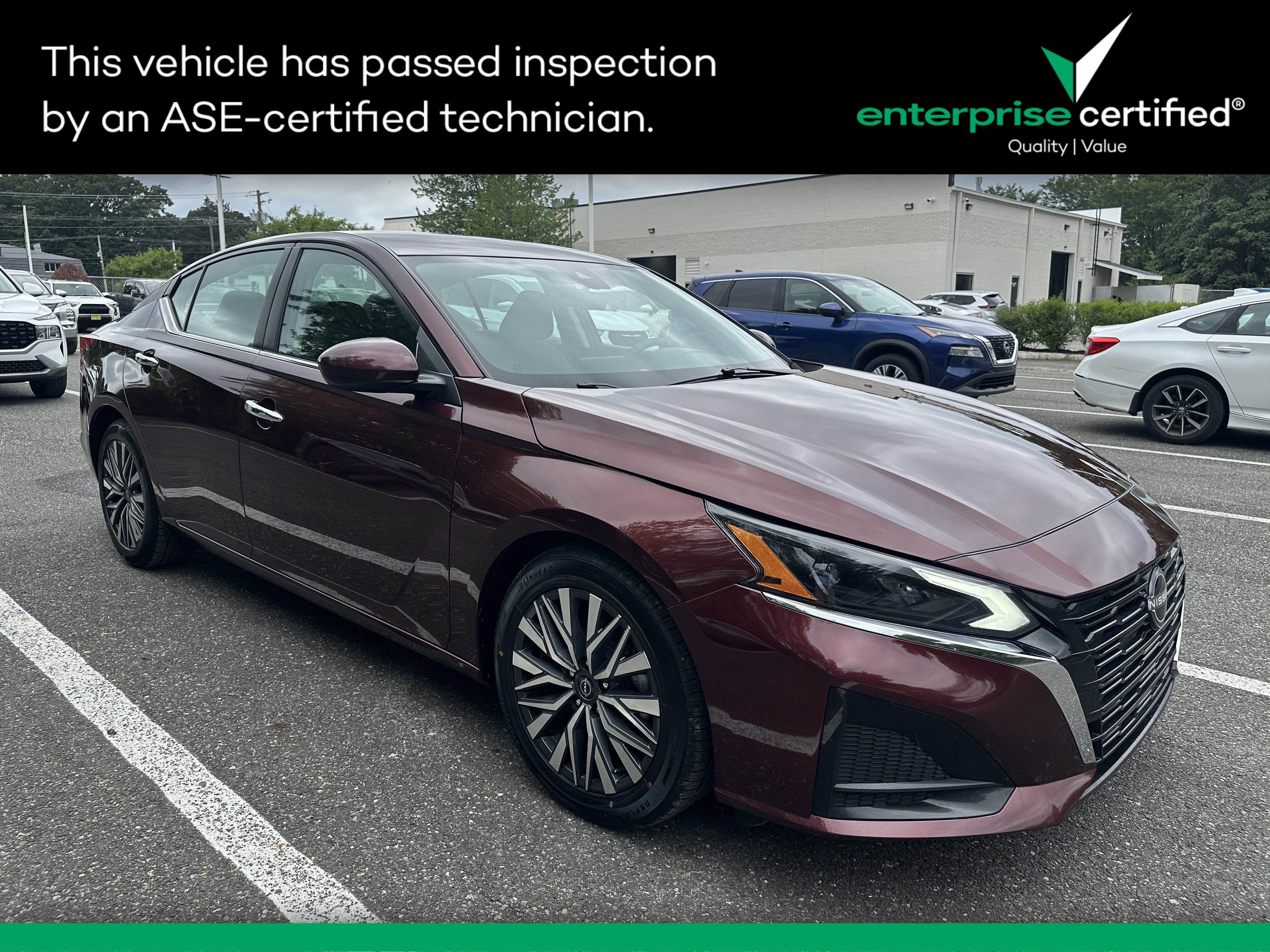 Used 2023 Nissan Altima 2.5 SV Sedan