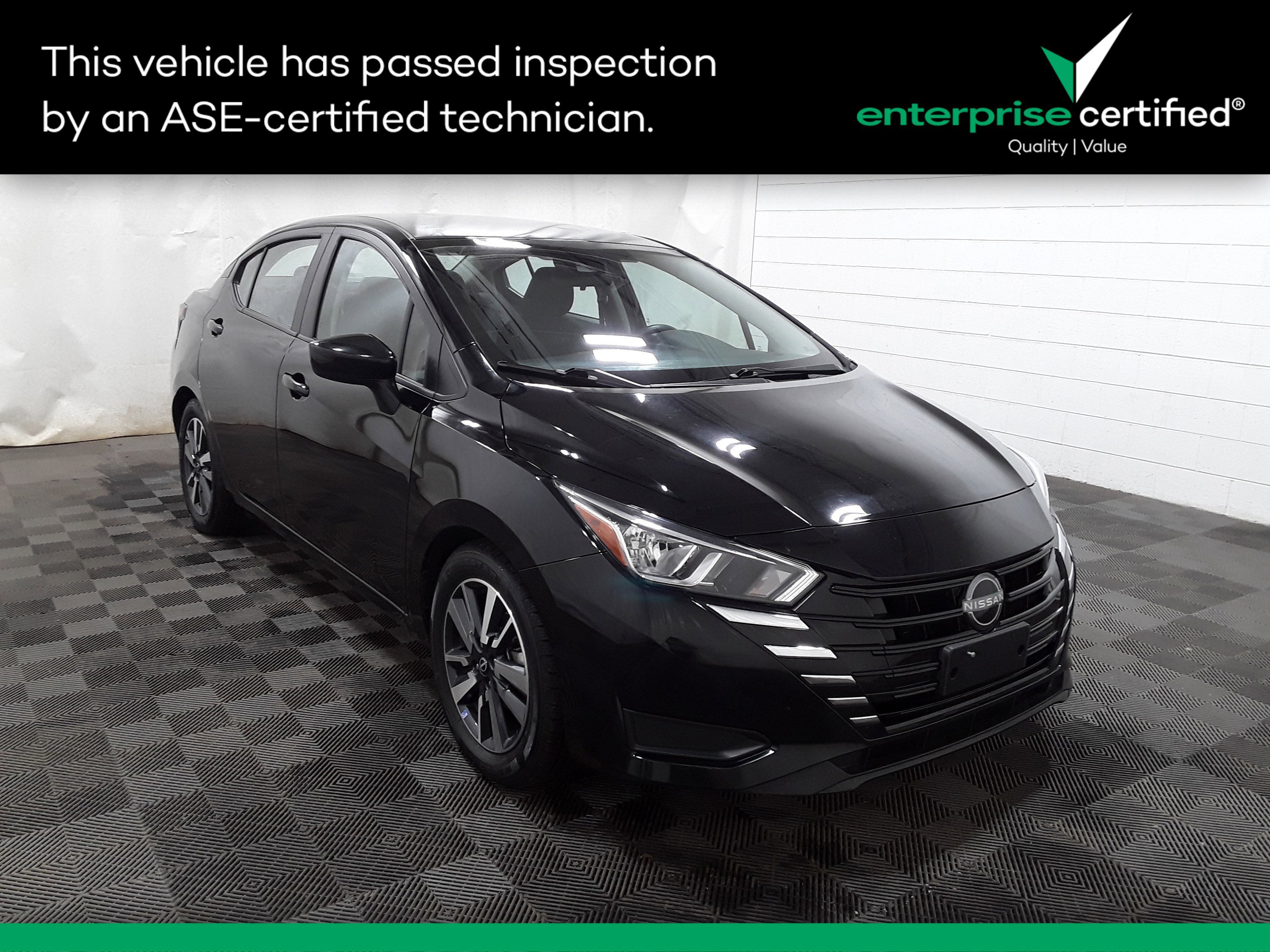 2023 Nissan Versa SV CVT