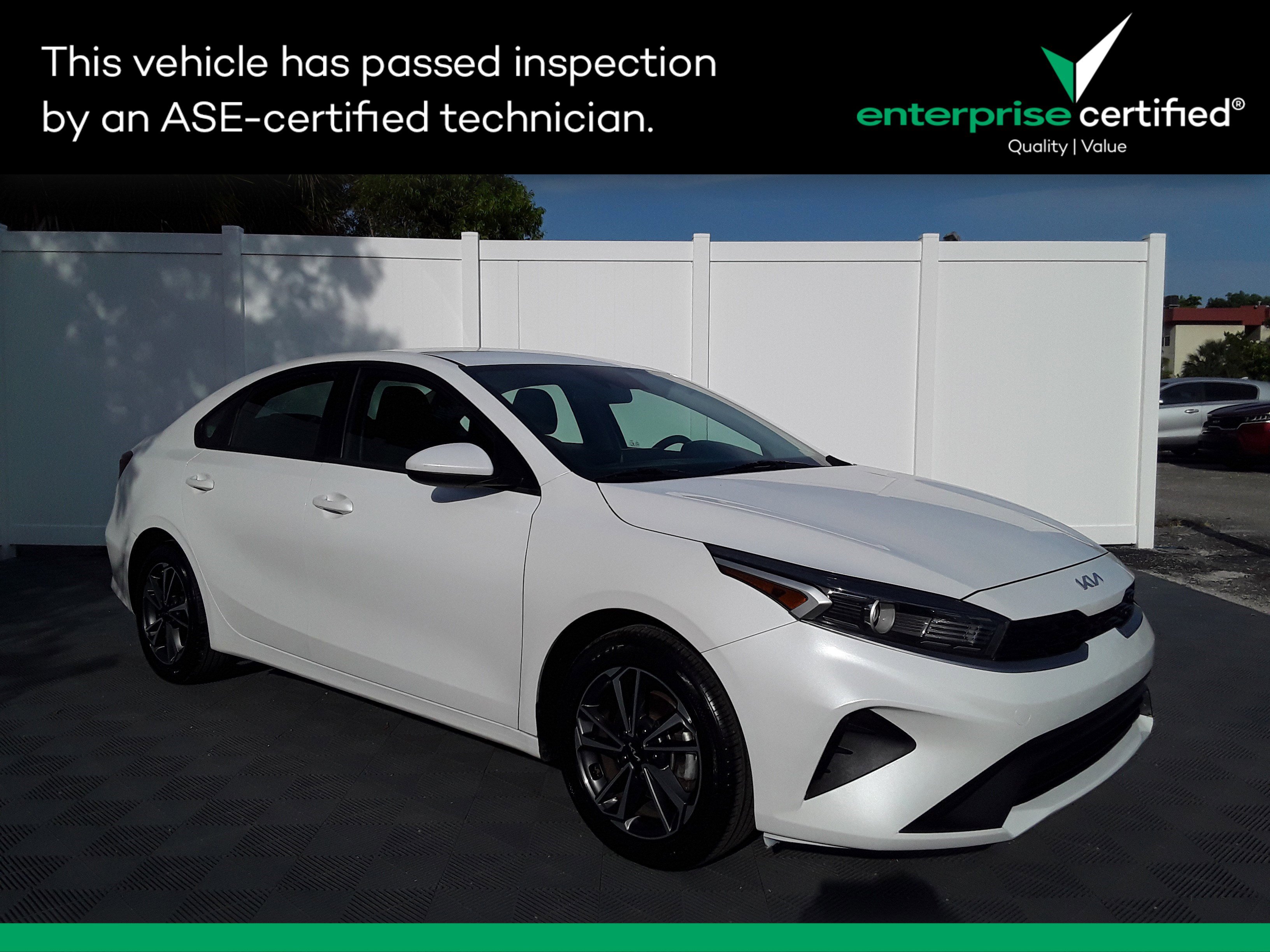 2023 Kia Forte LXS IVT