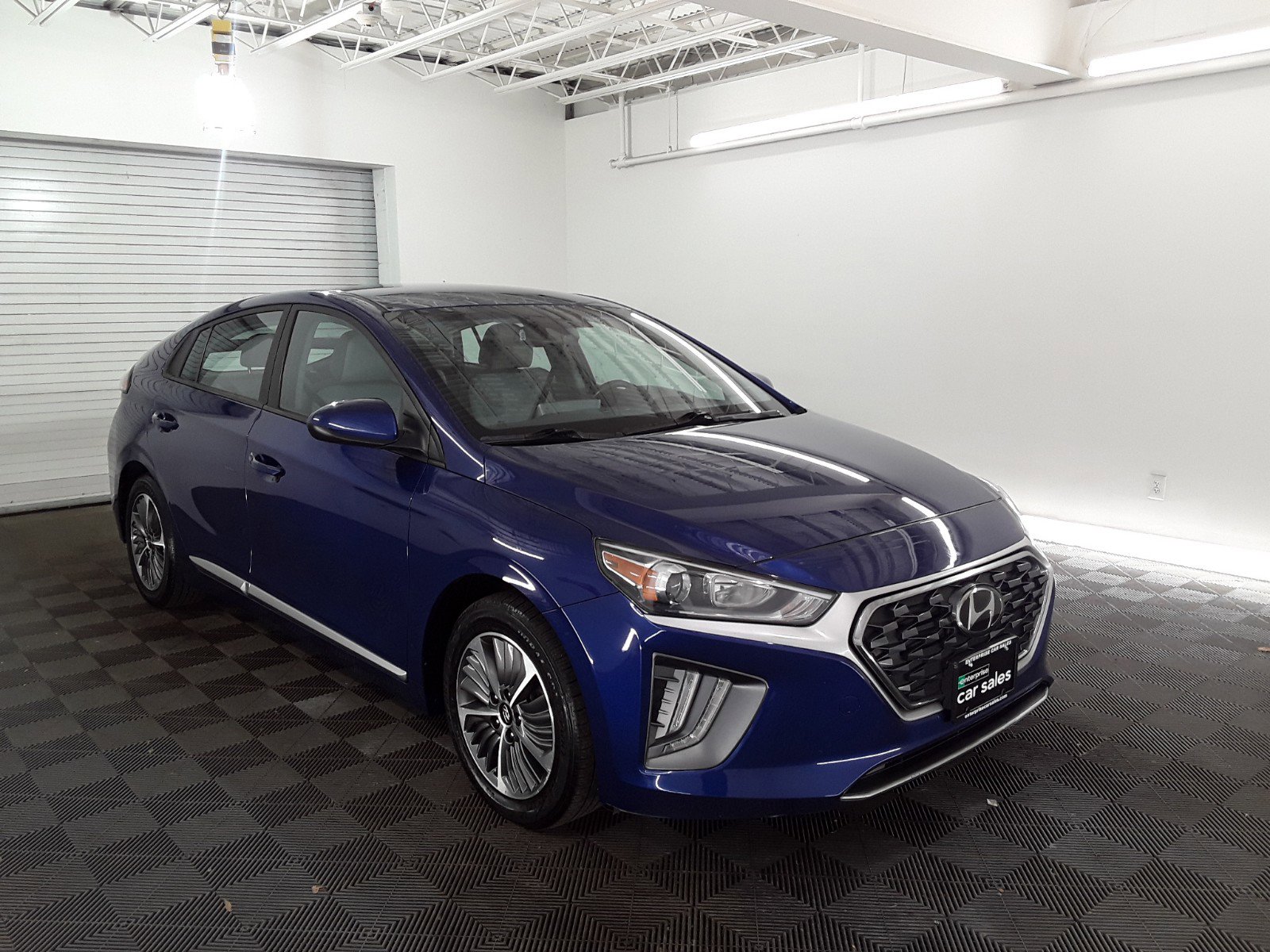 Used 2021 Hyundai Ioniq Plug-In Hybrid SE Hatchback