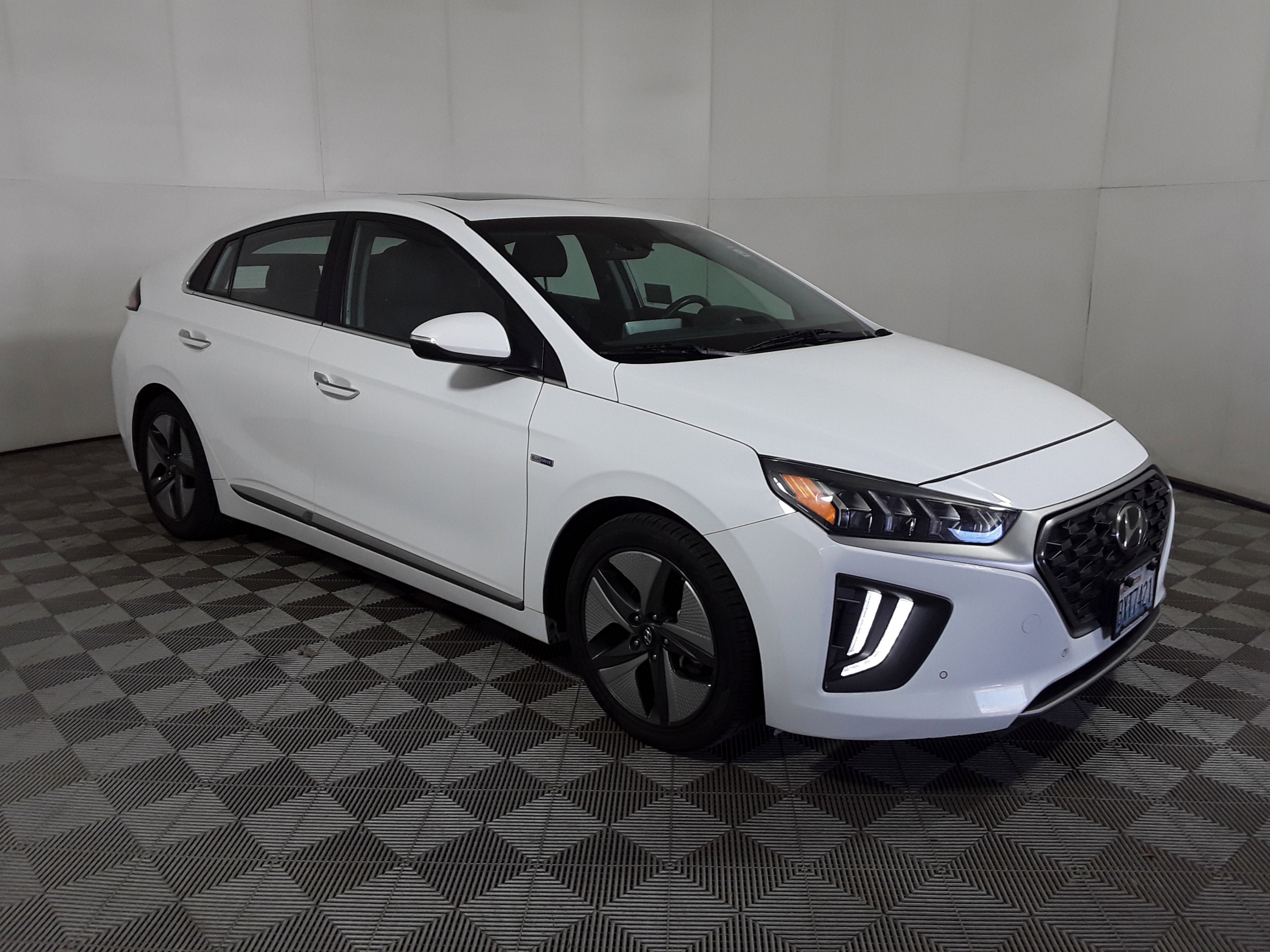 2020 Hyundai Ioniq Hybrid Limited Hatchback