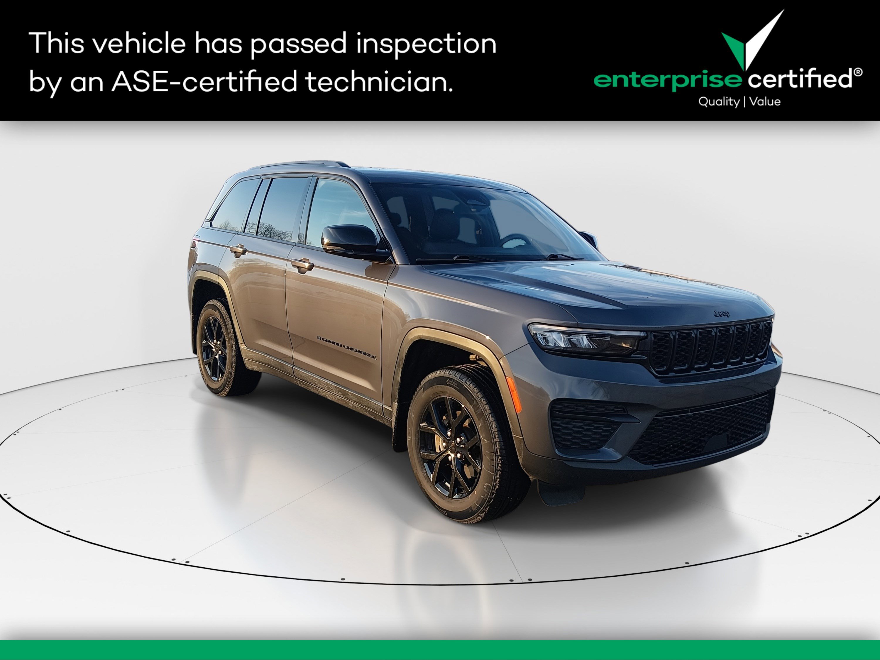 2024 Jeep Grand Cherokee Altitude's photo